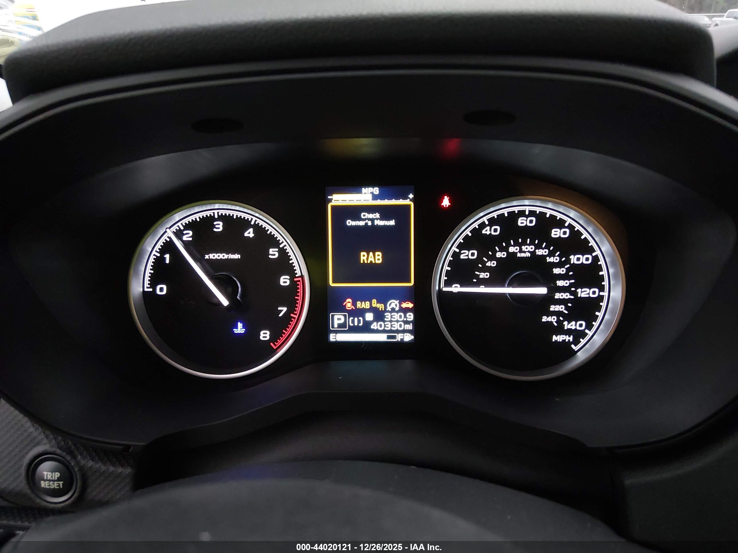 SUBARU FORESTER image 7