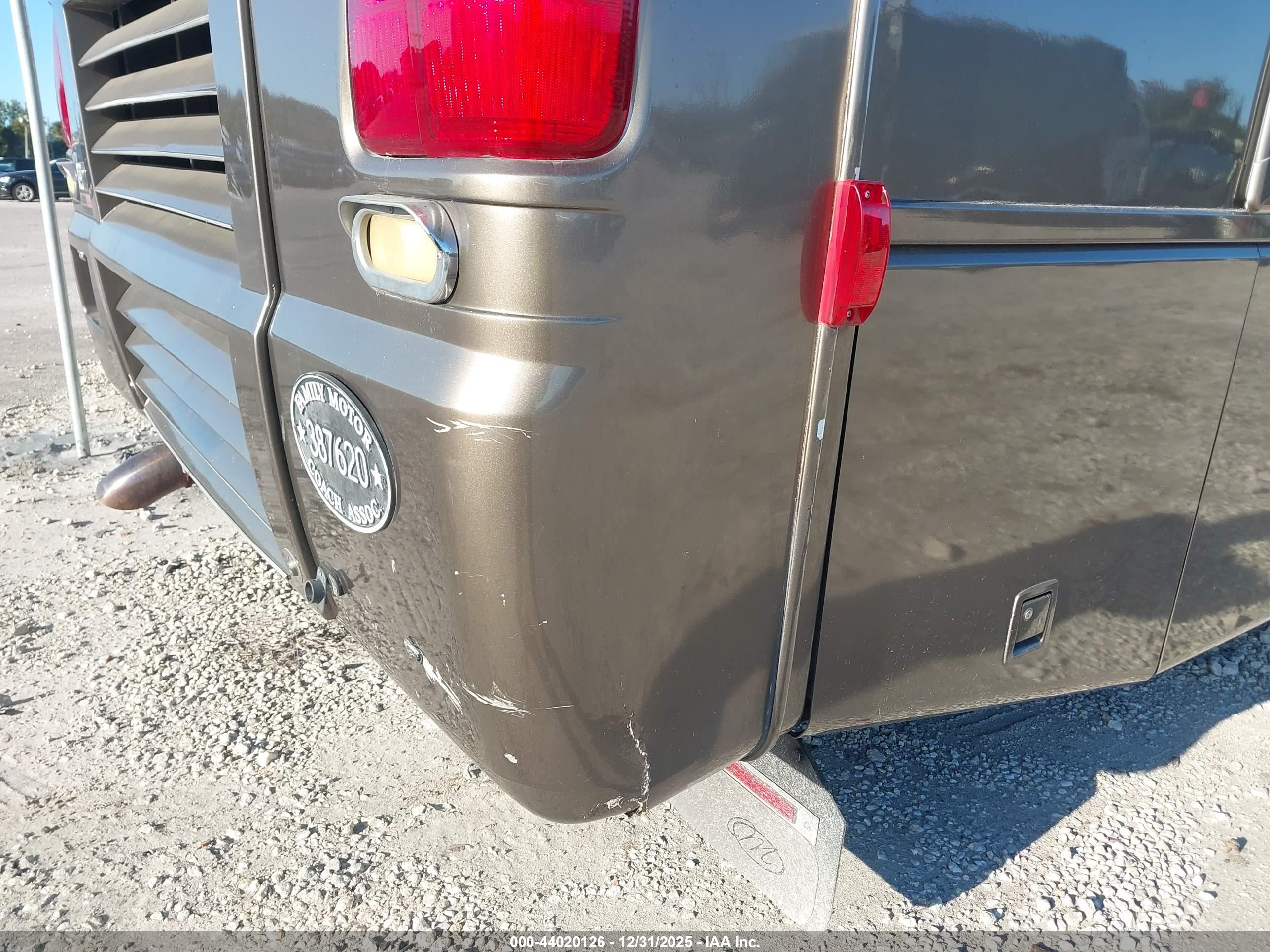 FREIGHTLINER CHASSIS image 6