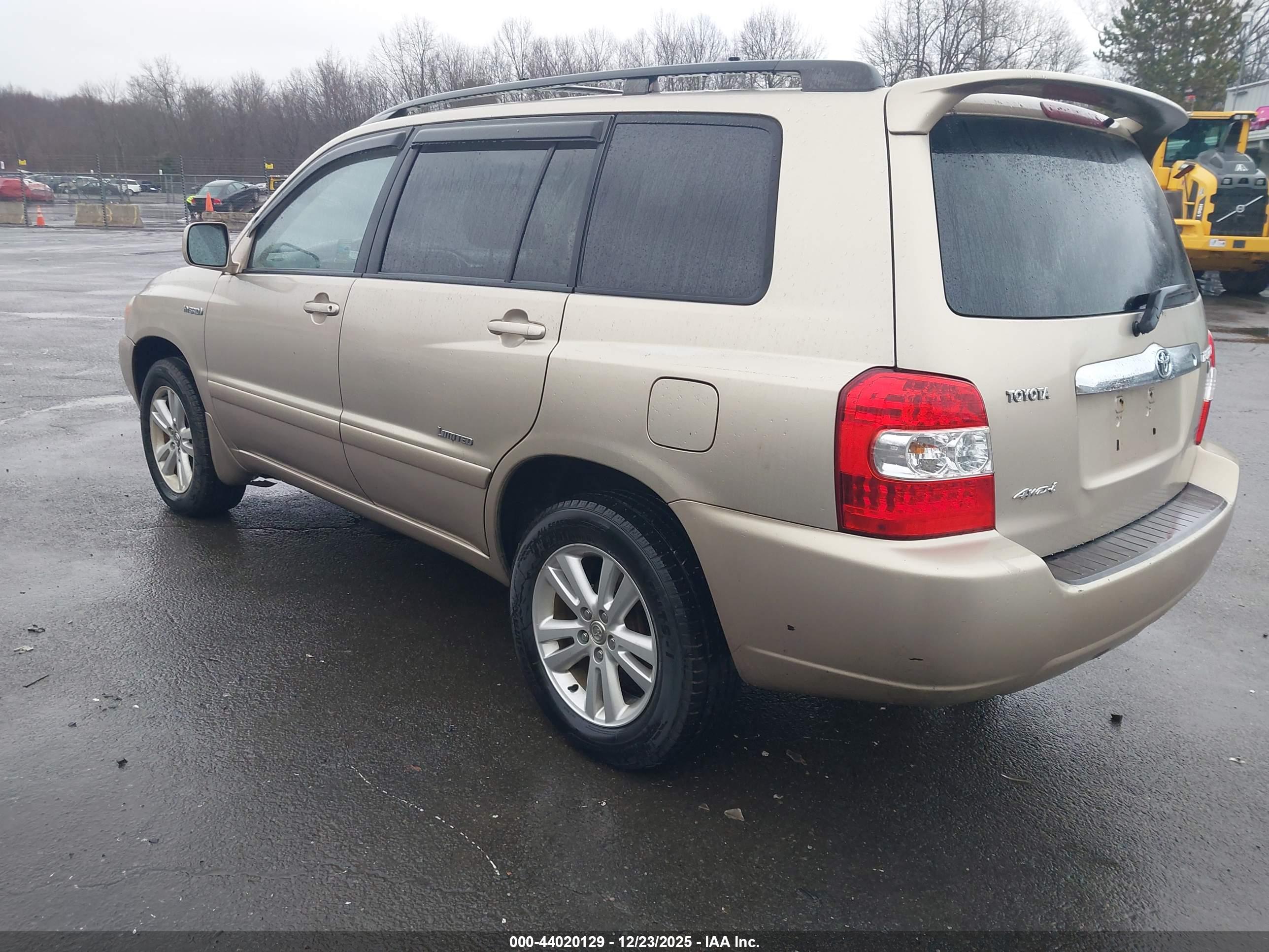 TOYOTA HIGHLANDER image 3