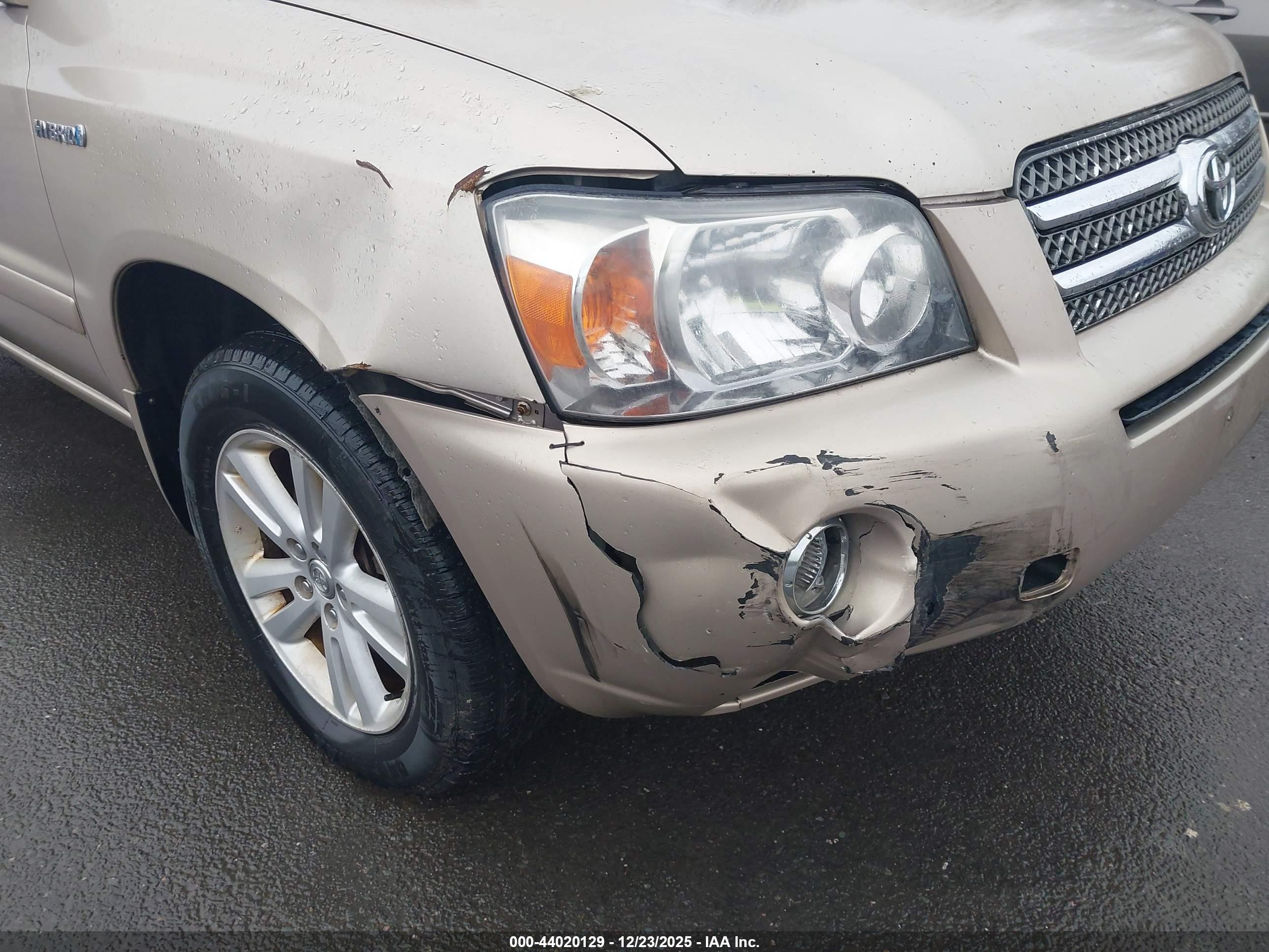 TOYOTA HIGHLANDER image 6