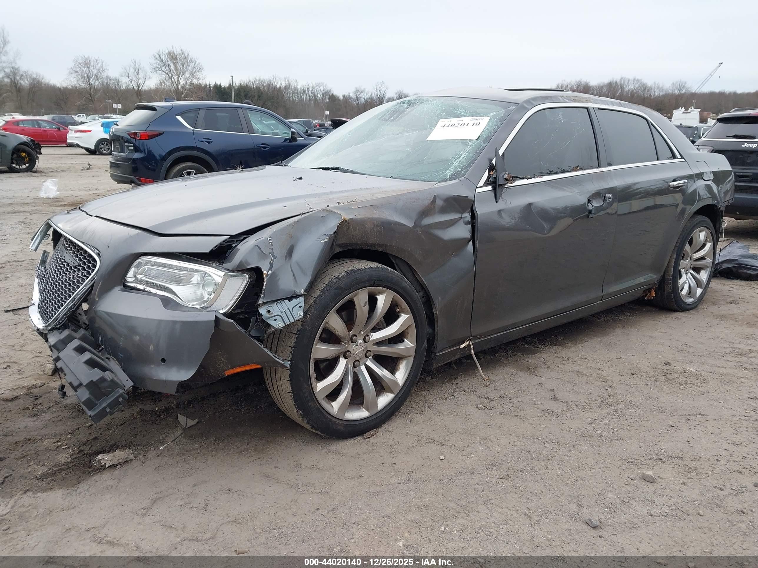 CHRYSLER 300 image 2