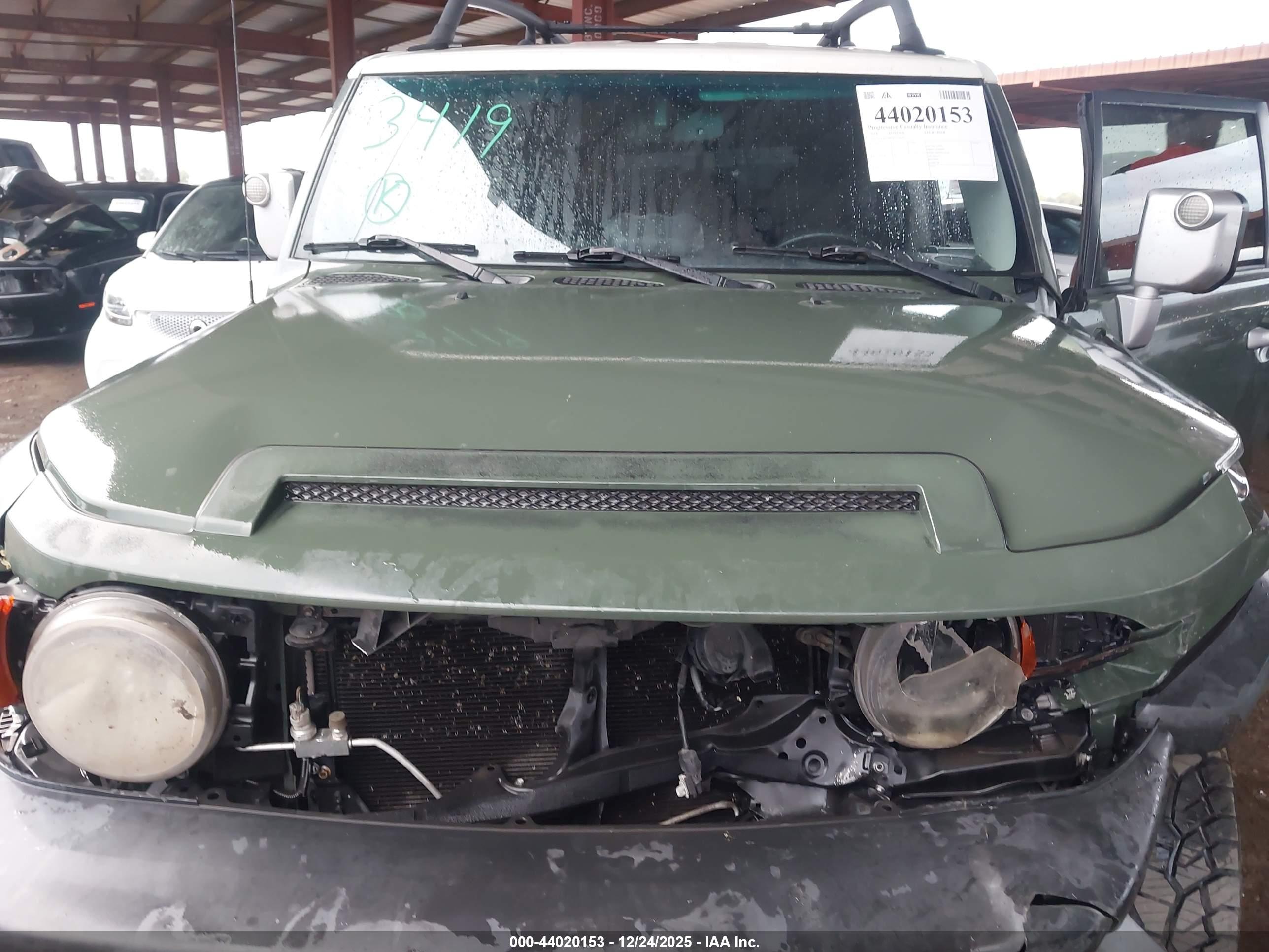 TOYOTA FJ image 10