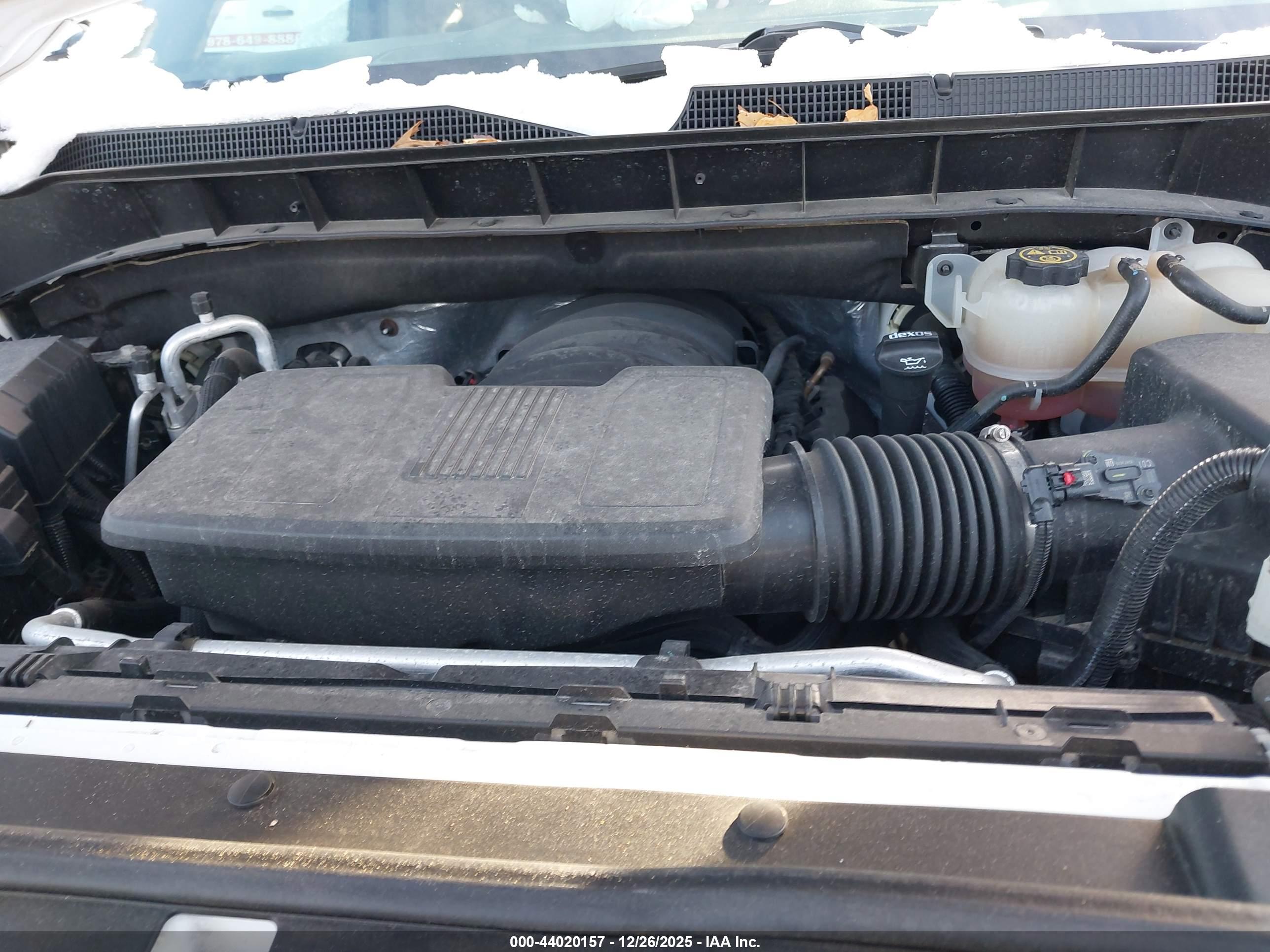 CHEVROLET SILVERADO image 10