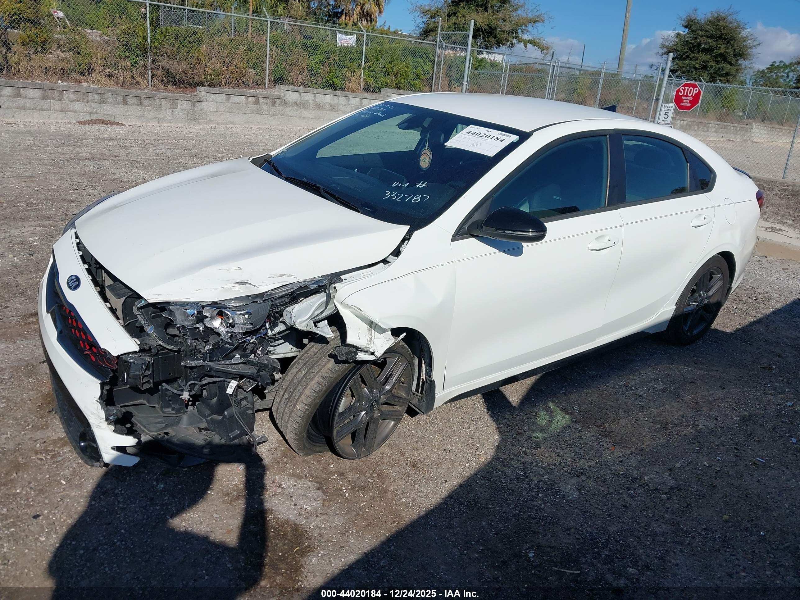 KIA FORTE image 2