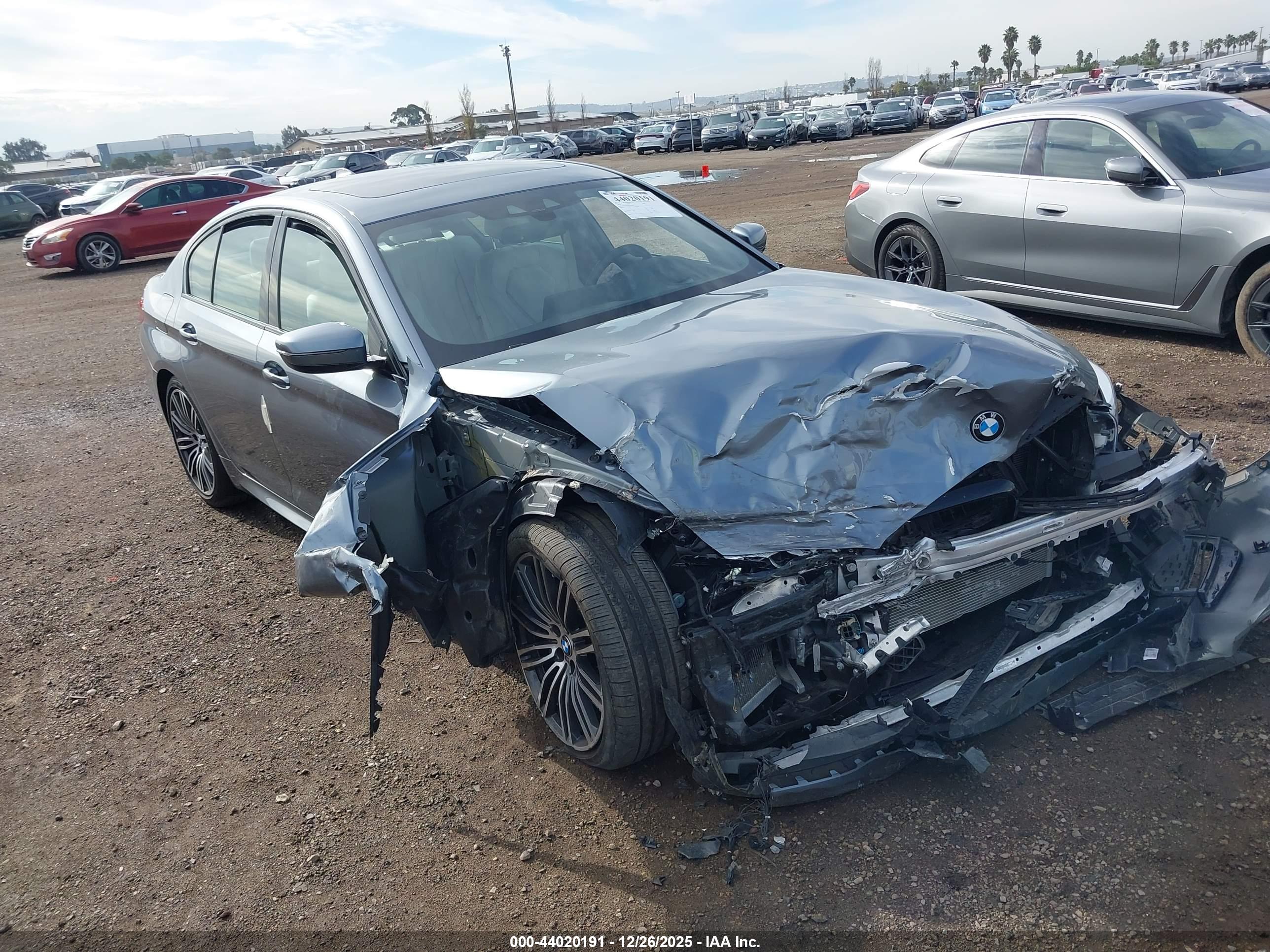 BMW 530E image 6