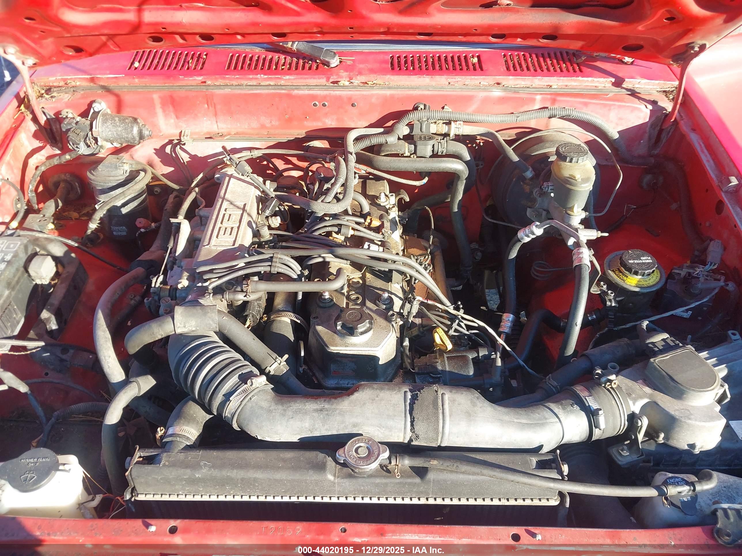 TOYOTA PICKUP image 10