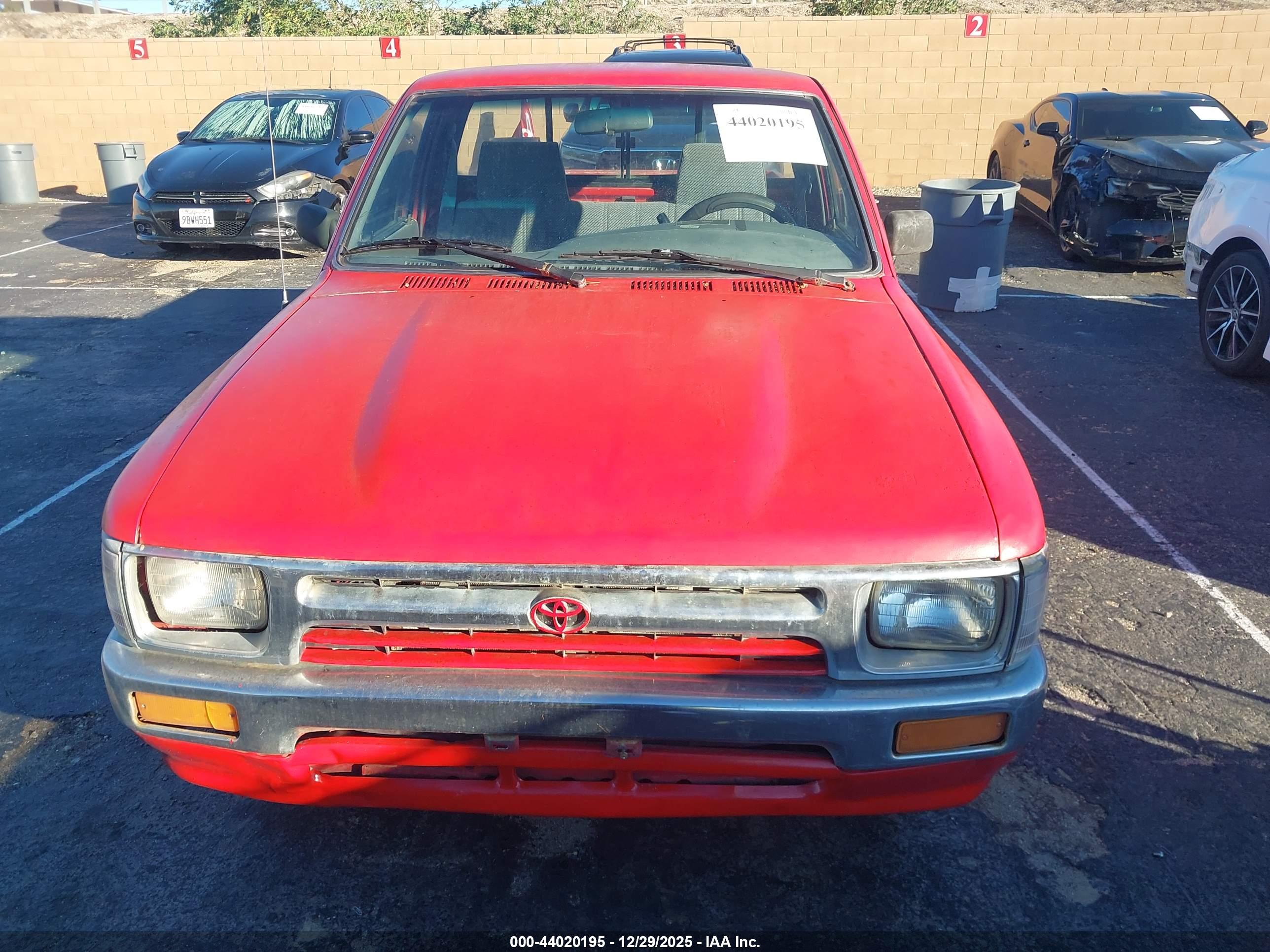 TOYOTA PICKUP image 6