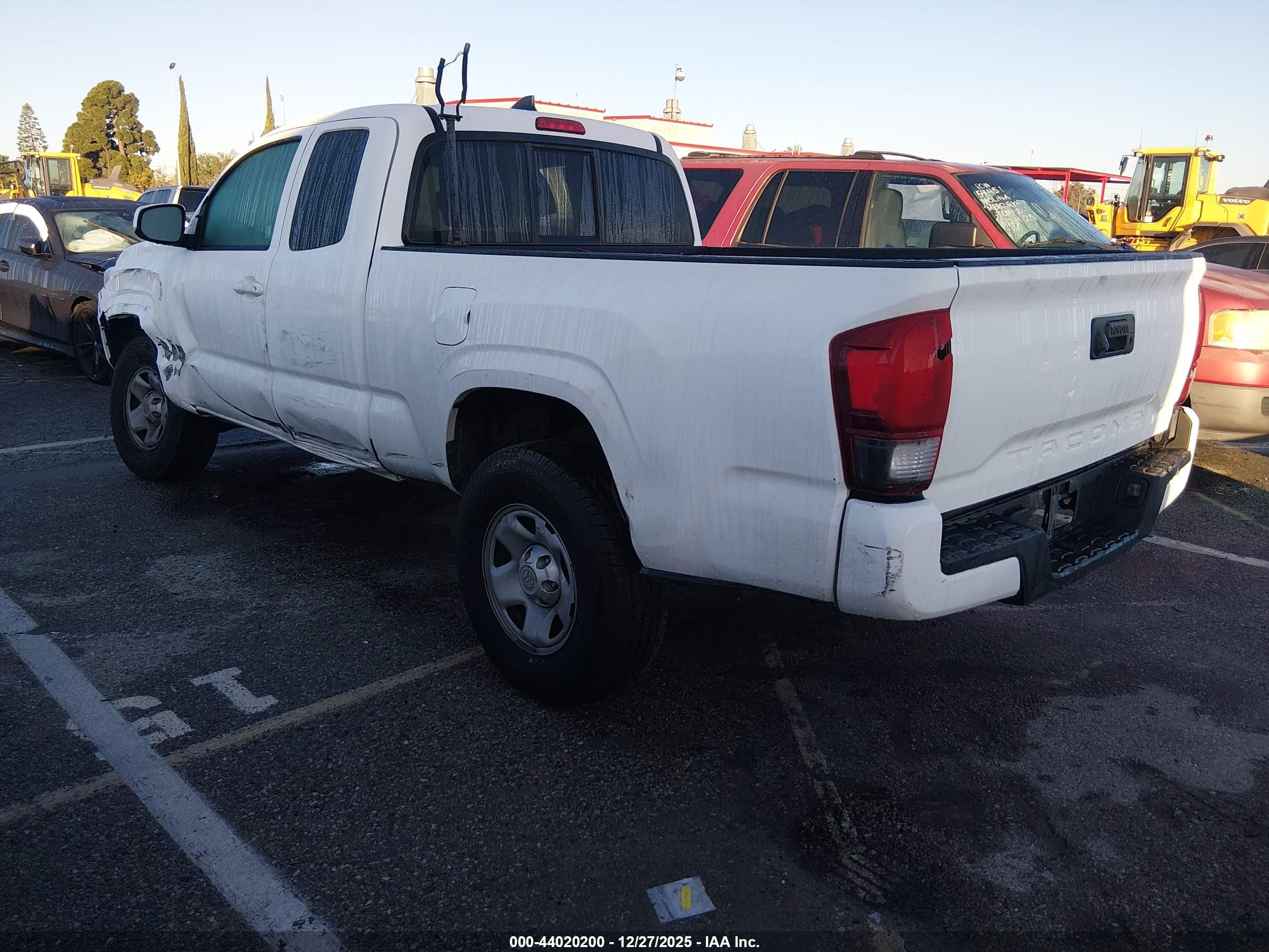TOYOTA TACOMA image 3