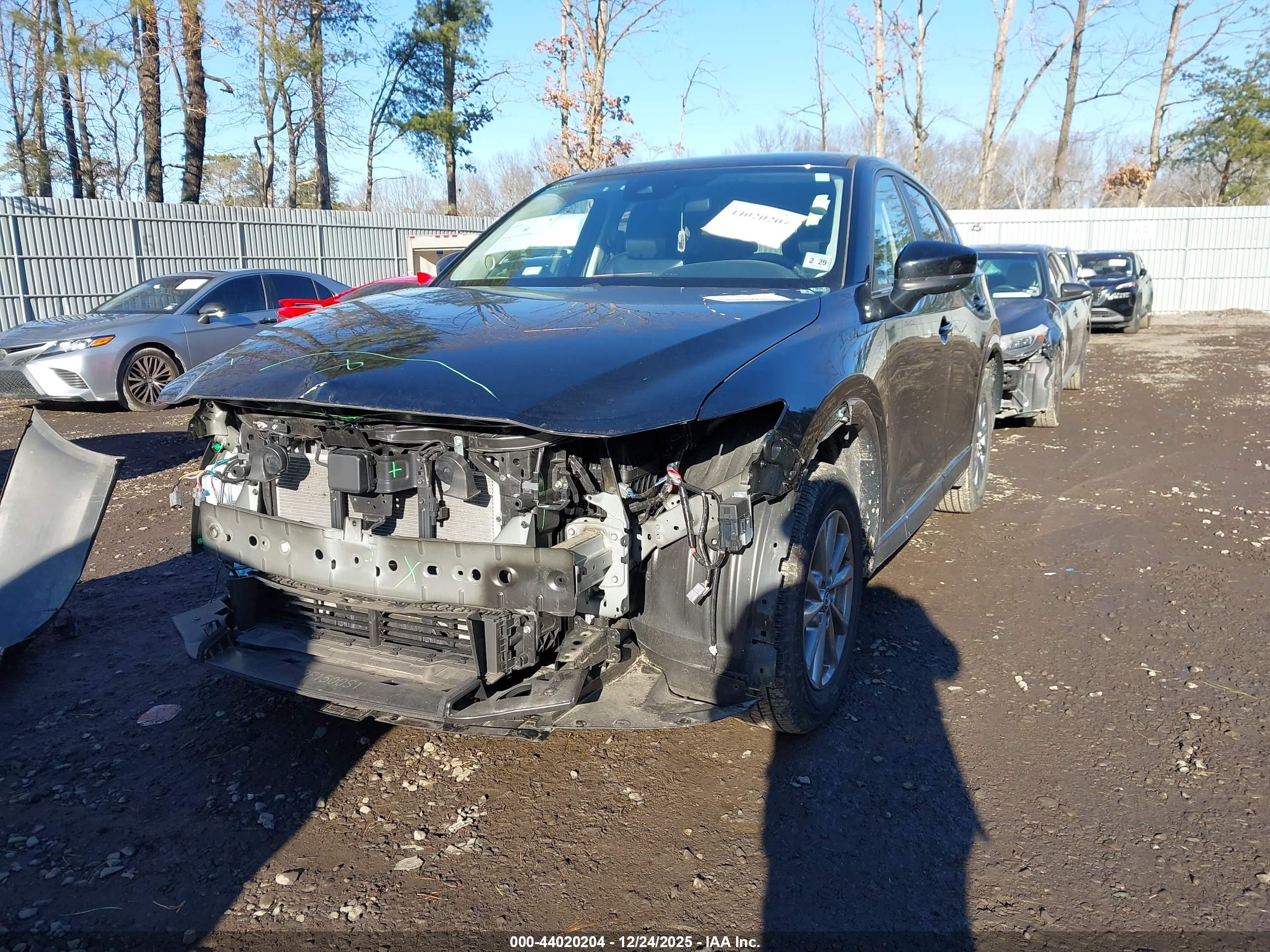 MAZDA CX-5 image 2