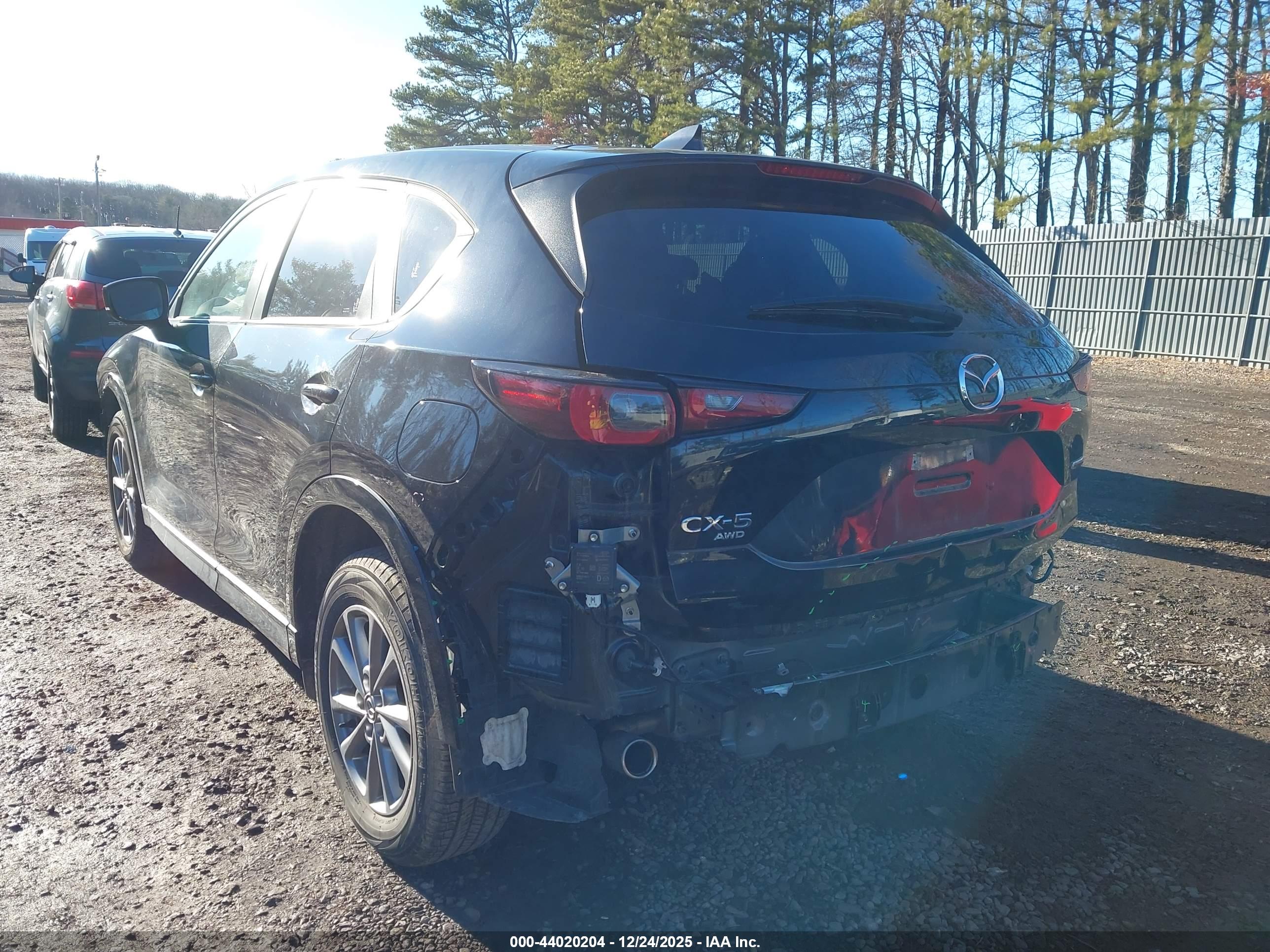 MAZDA CX-5 image 3