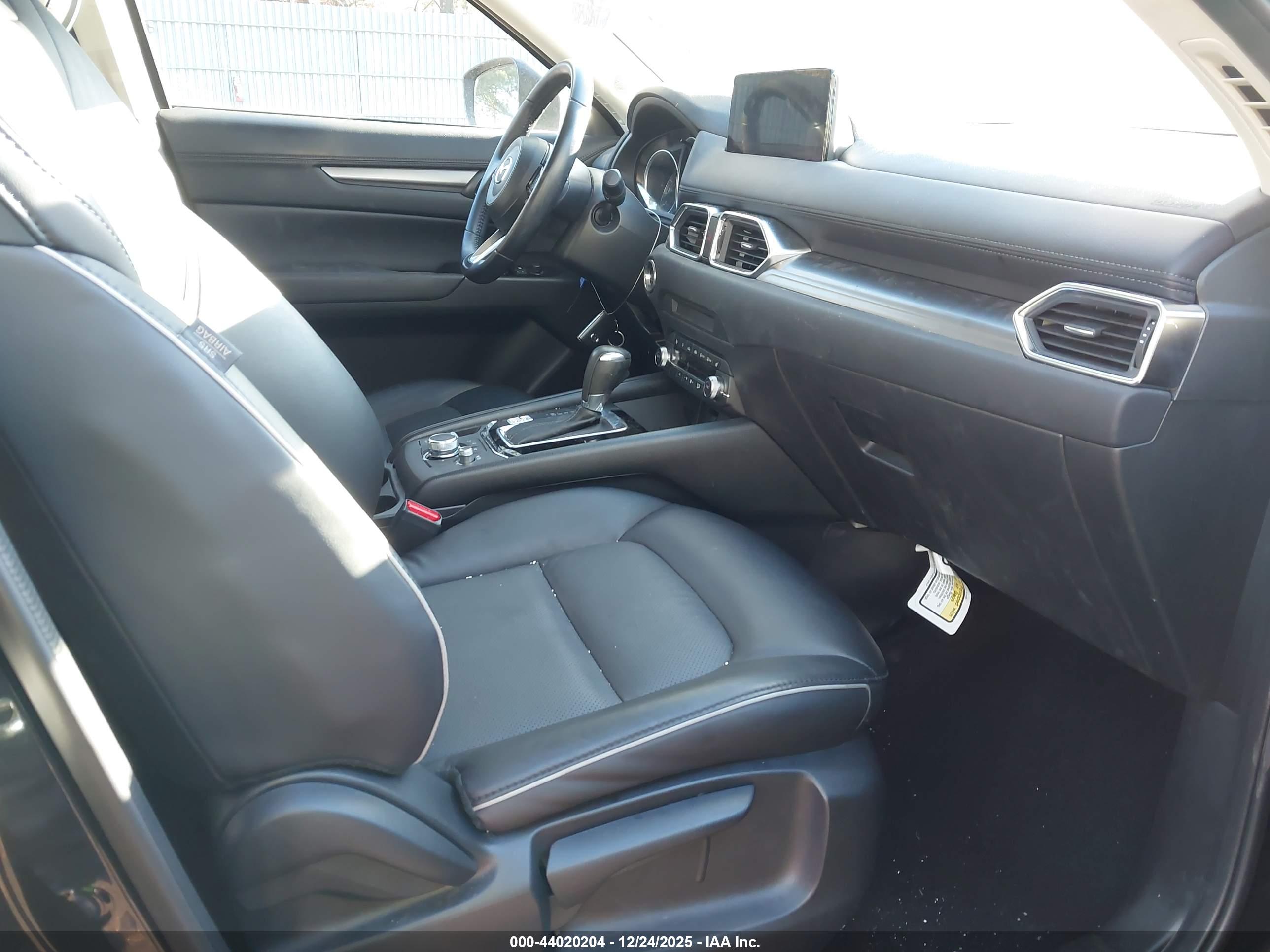 MAZDA CX-5 image 5