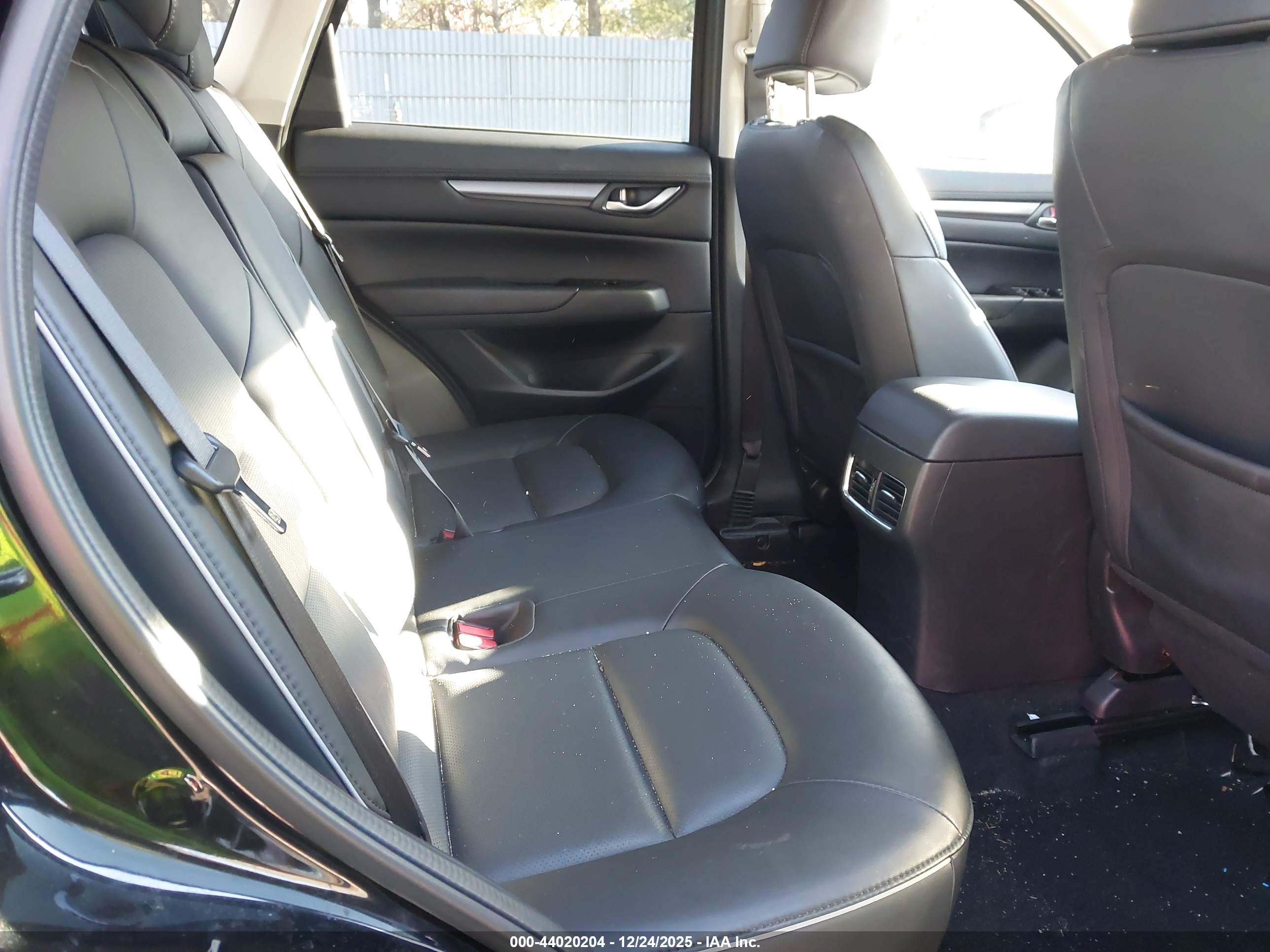 MAZDA CX-5 image 8