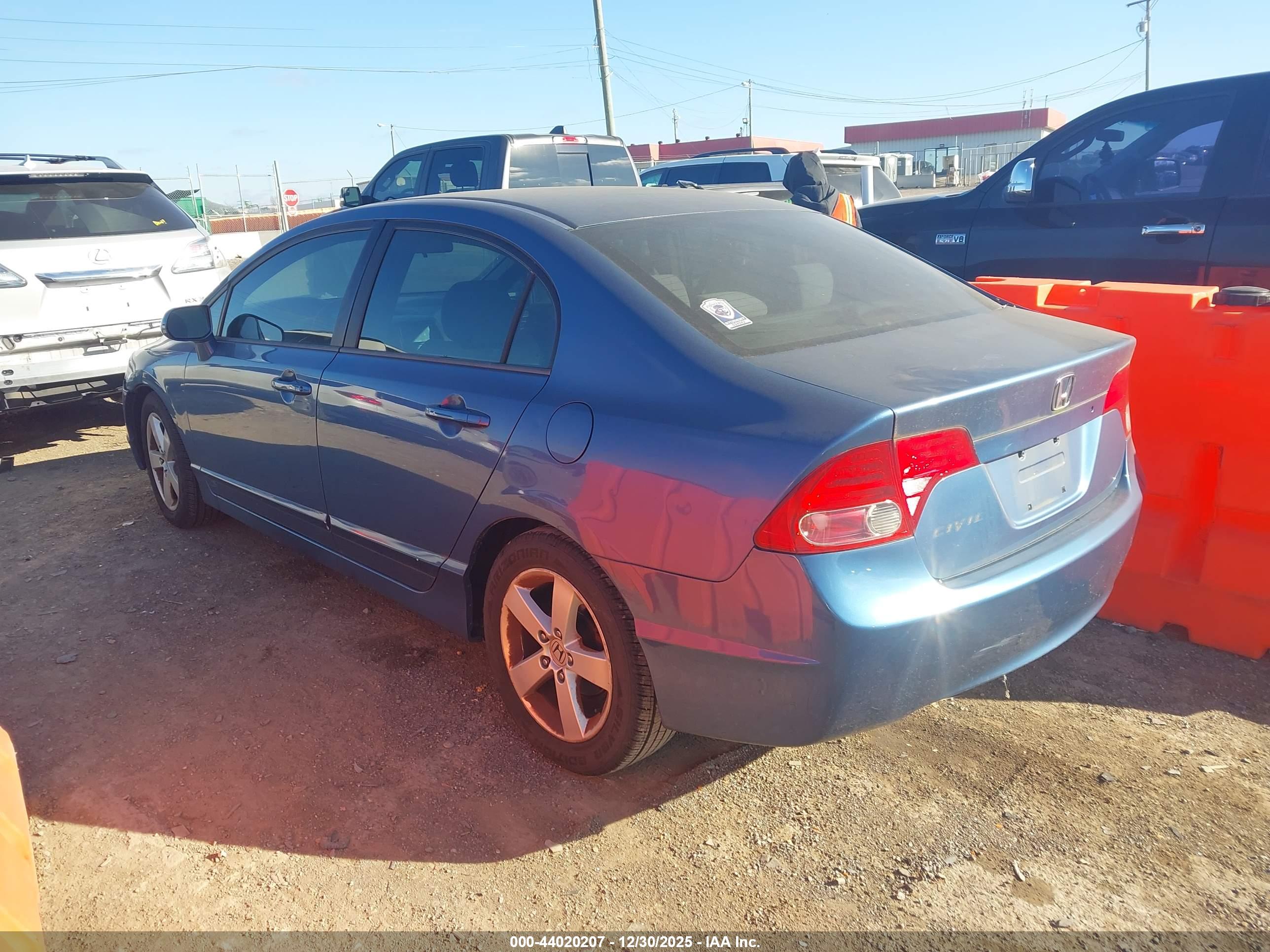 HONDA CIVIC image 3