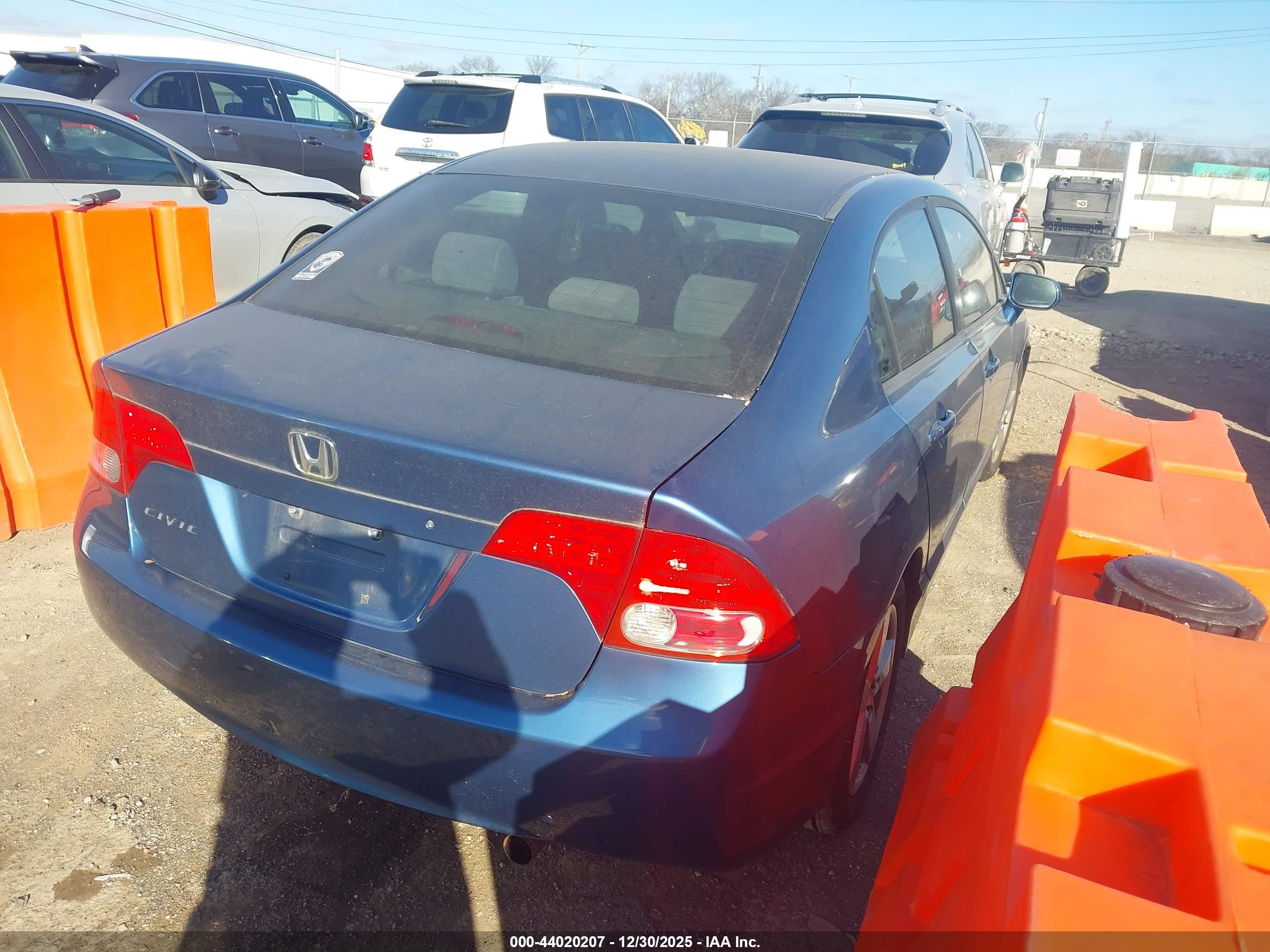 HONDA CIVIC image 4
