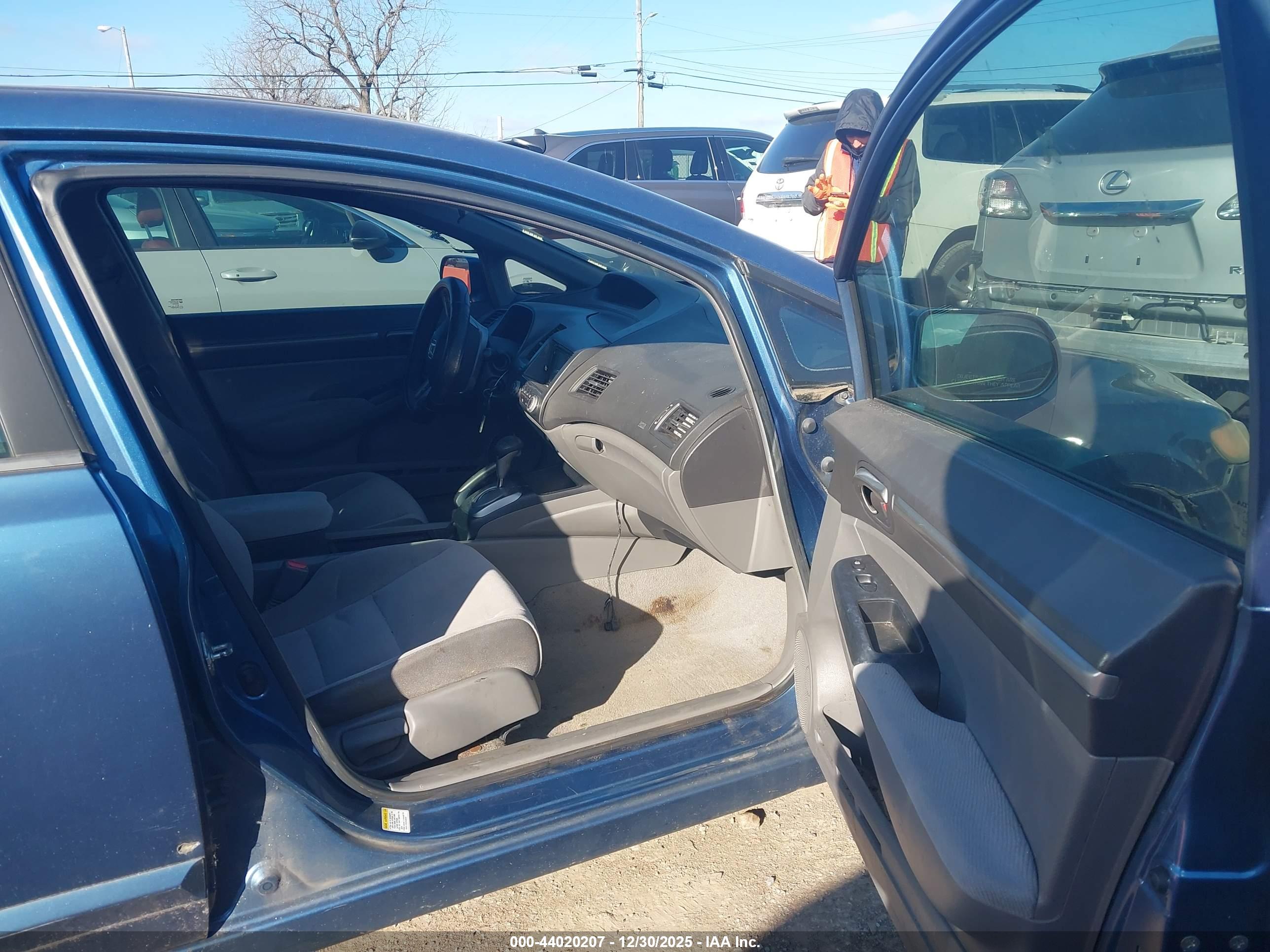 HONDA CIVIC image 5