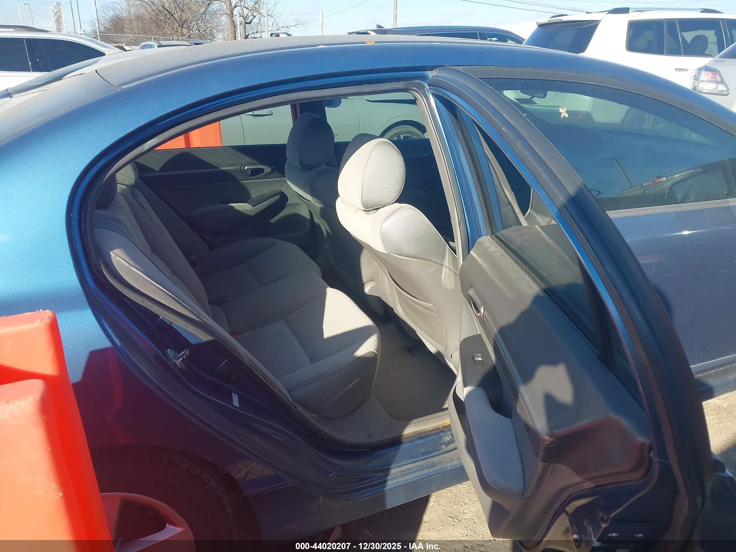HONDA CIVIC image 8