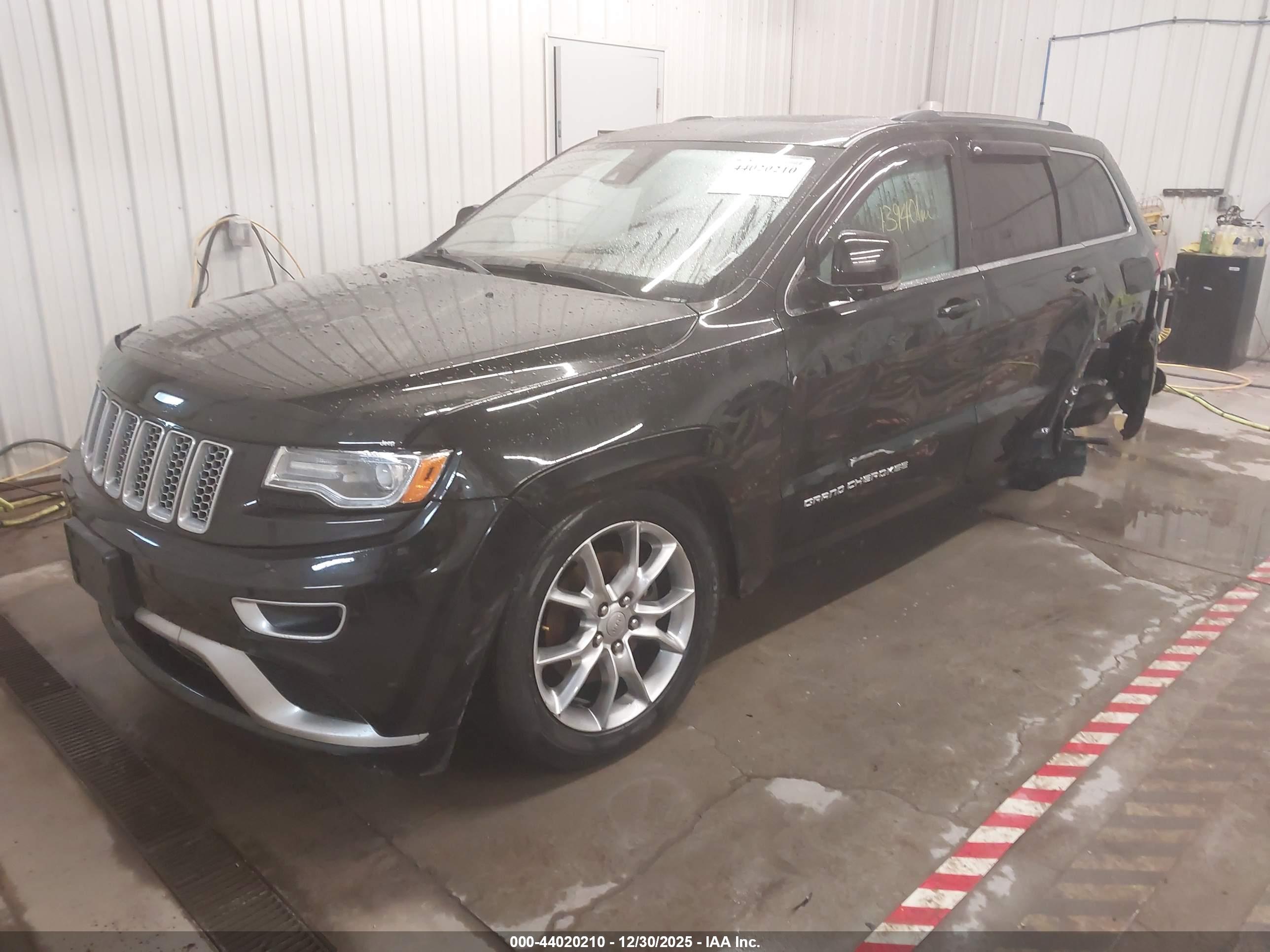 JEEP GRAND image 2