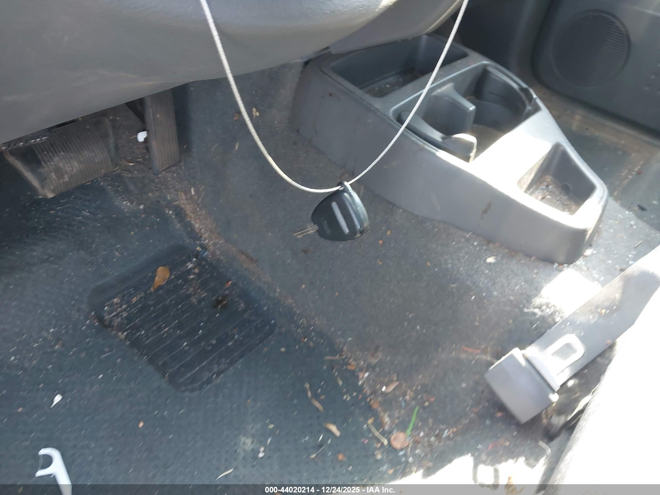 DODGE DAKOTA image 11