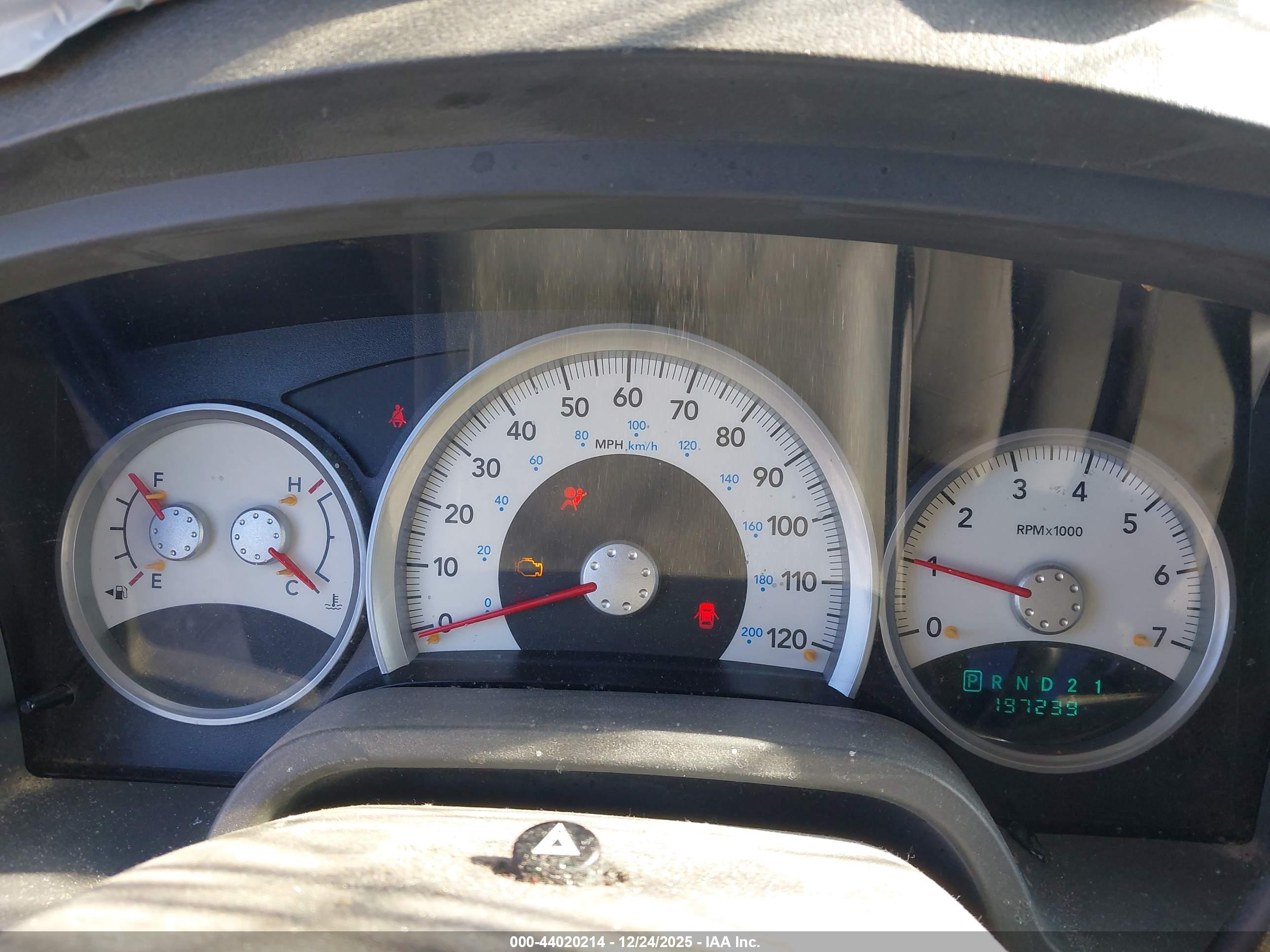 DODGE DAKOTA image 7