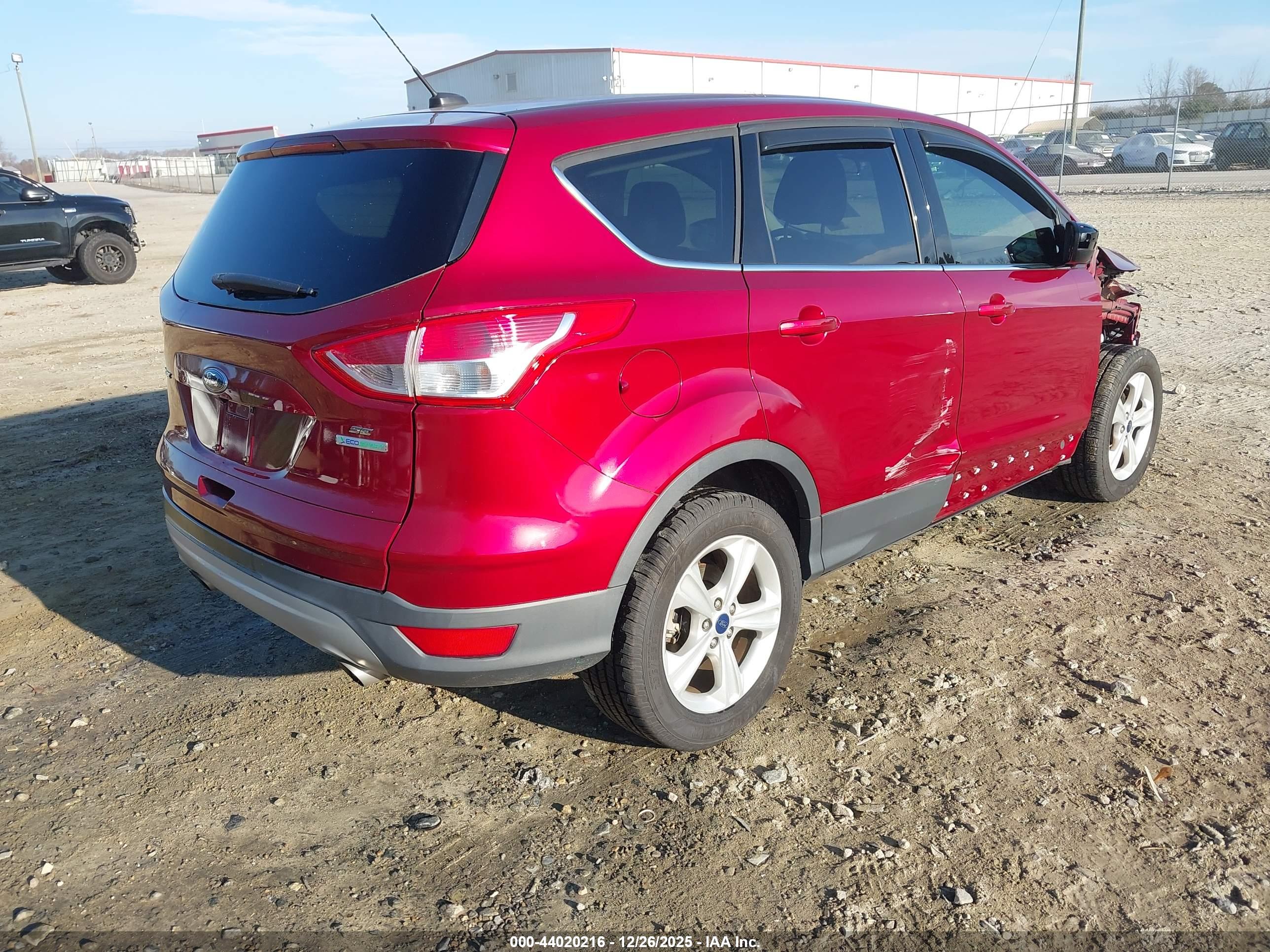 FORD ESCAPE image 4