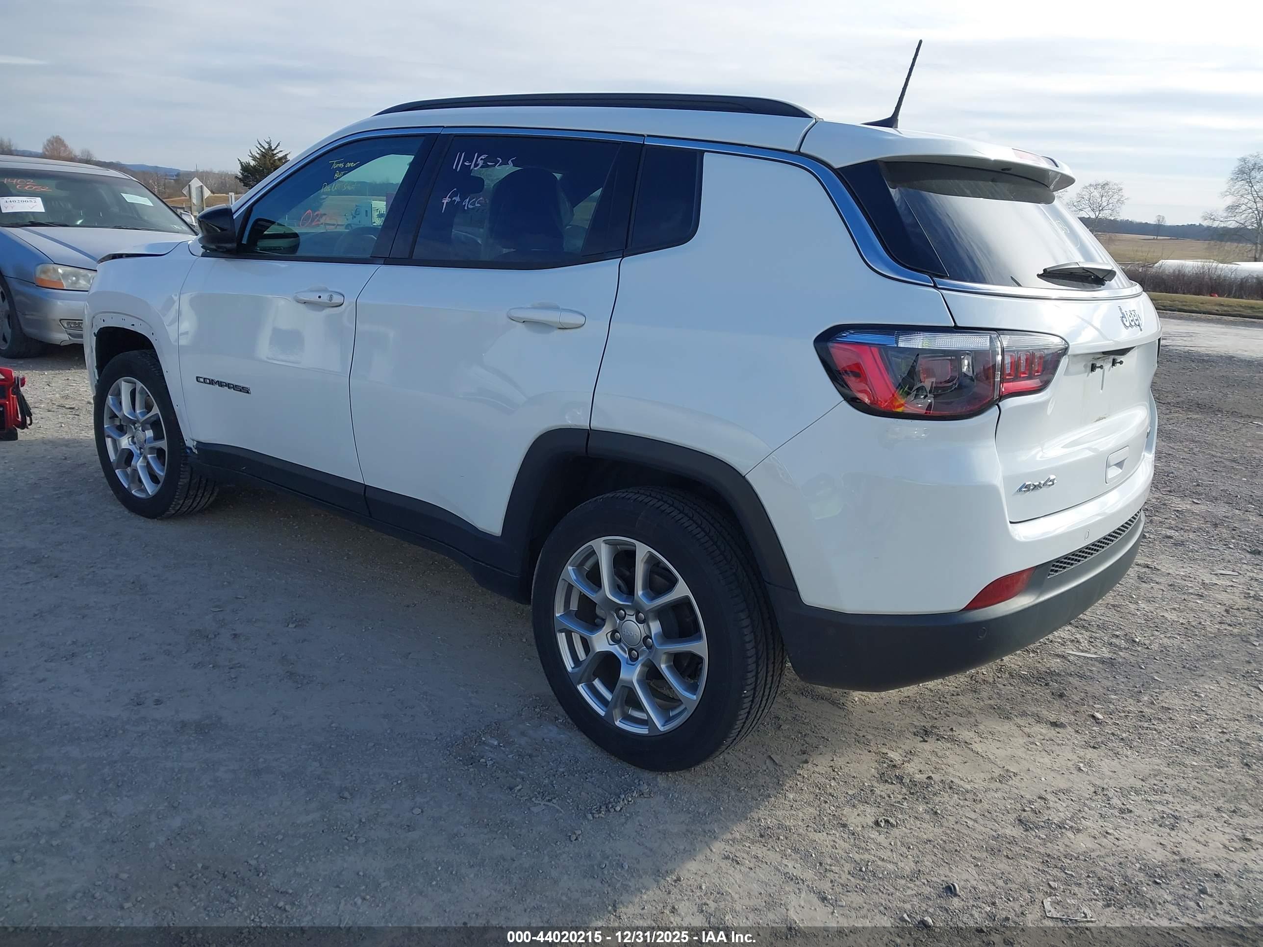 JEEP COMPASS image 3