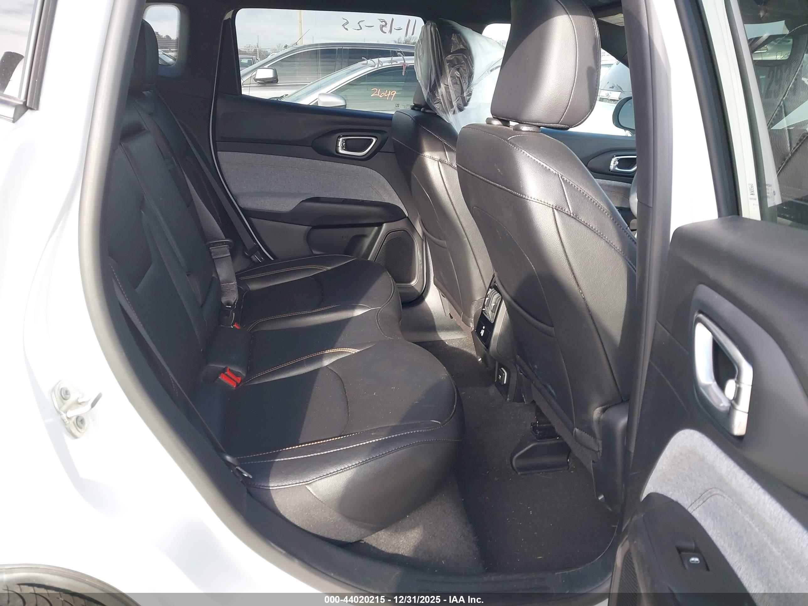 JEEP COMPASS image 8