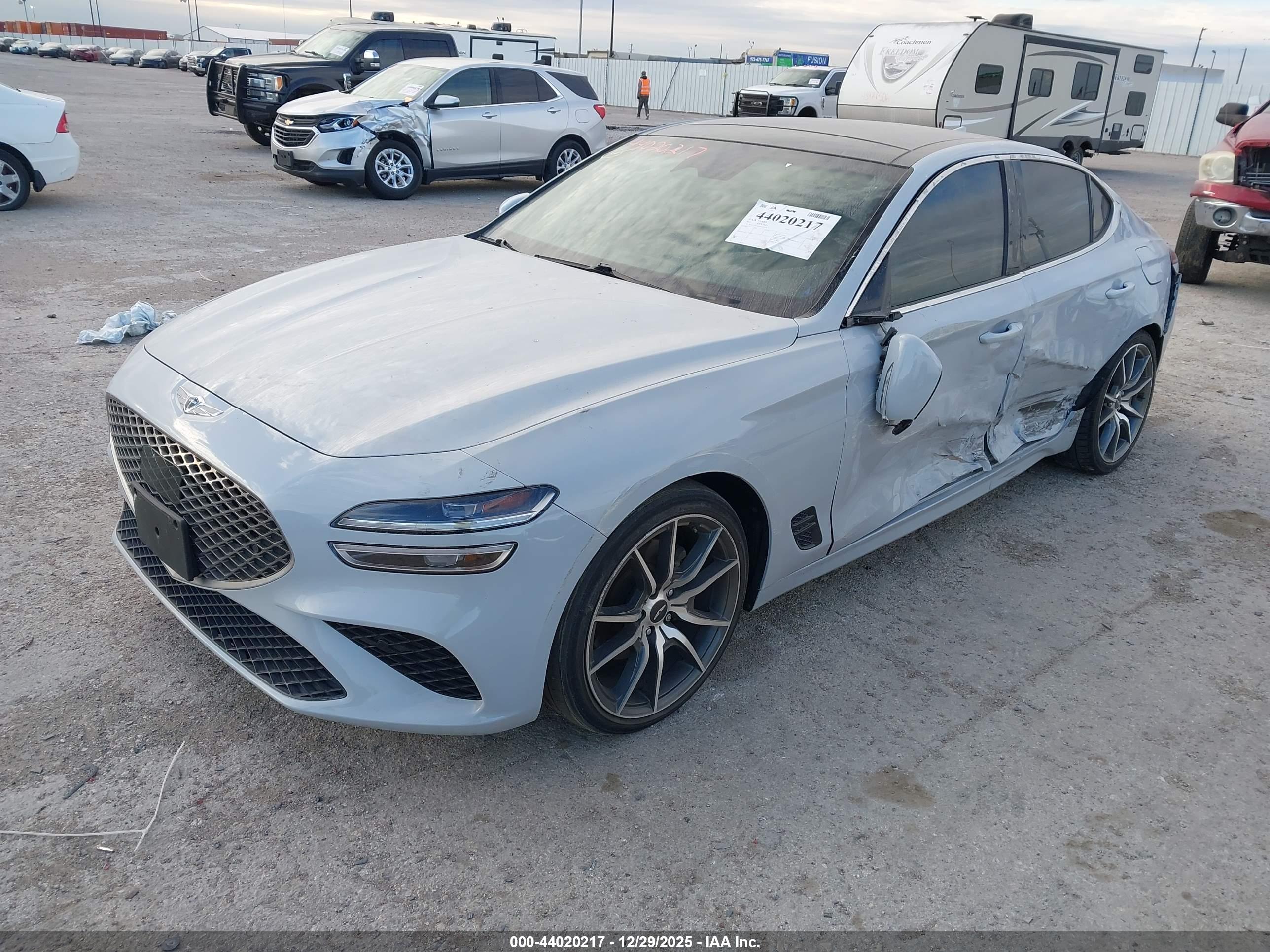 GENESIS G70 image 6