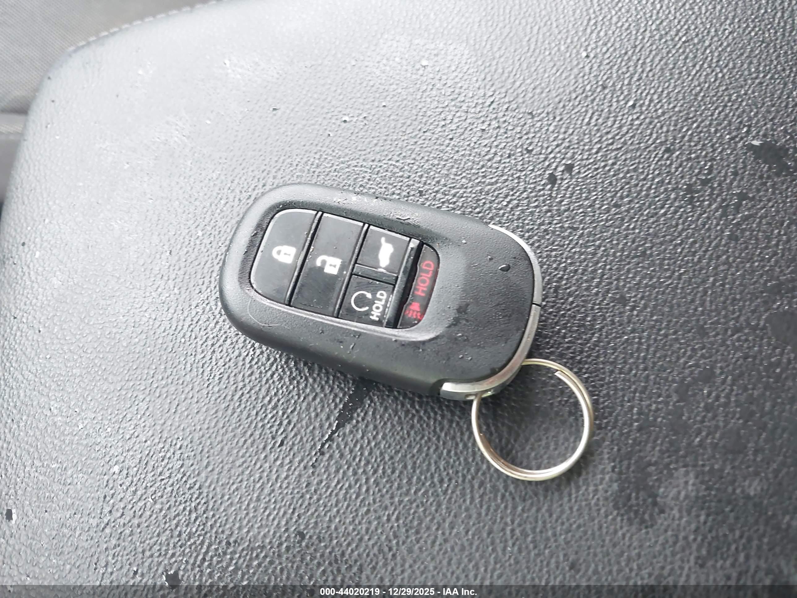 HONDA CR-V image 11