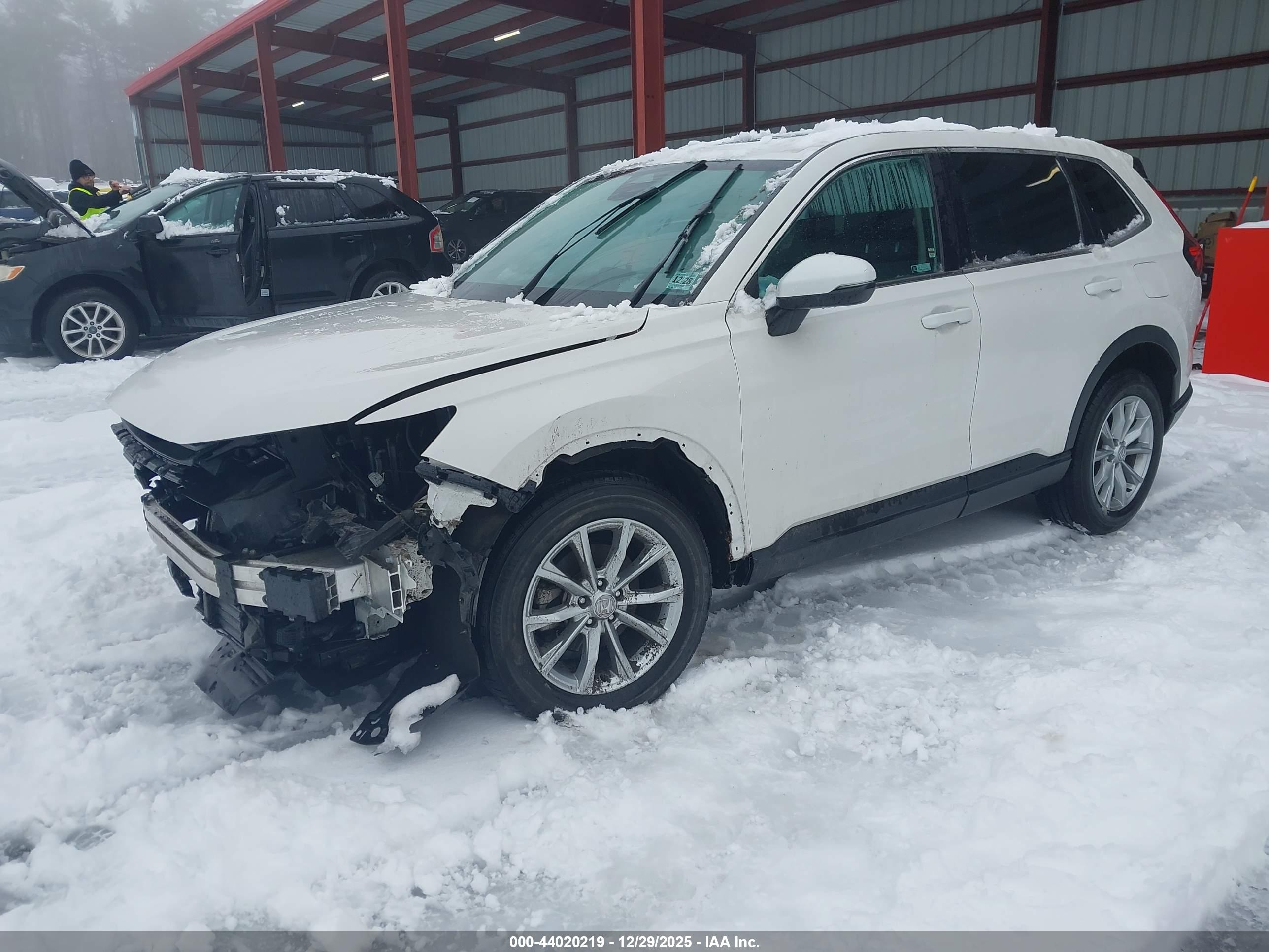 HONDA CR-V image 2