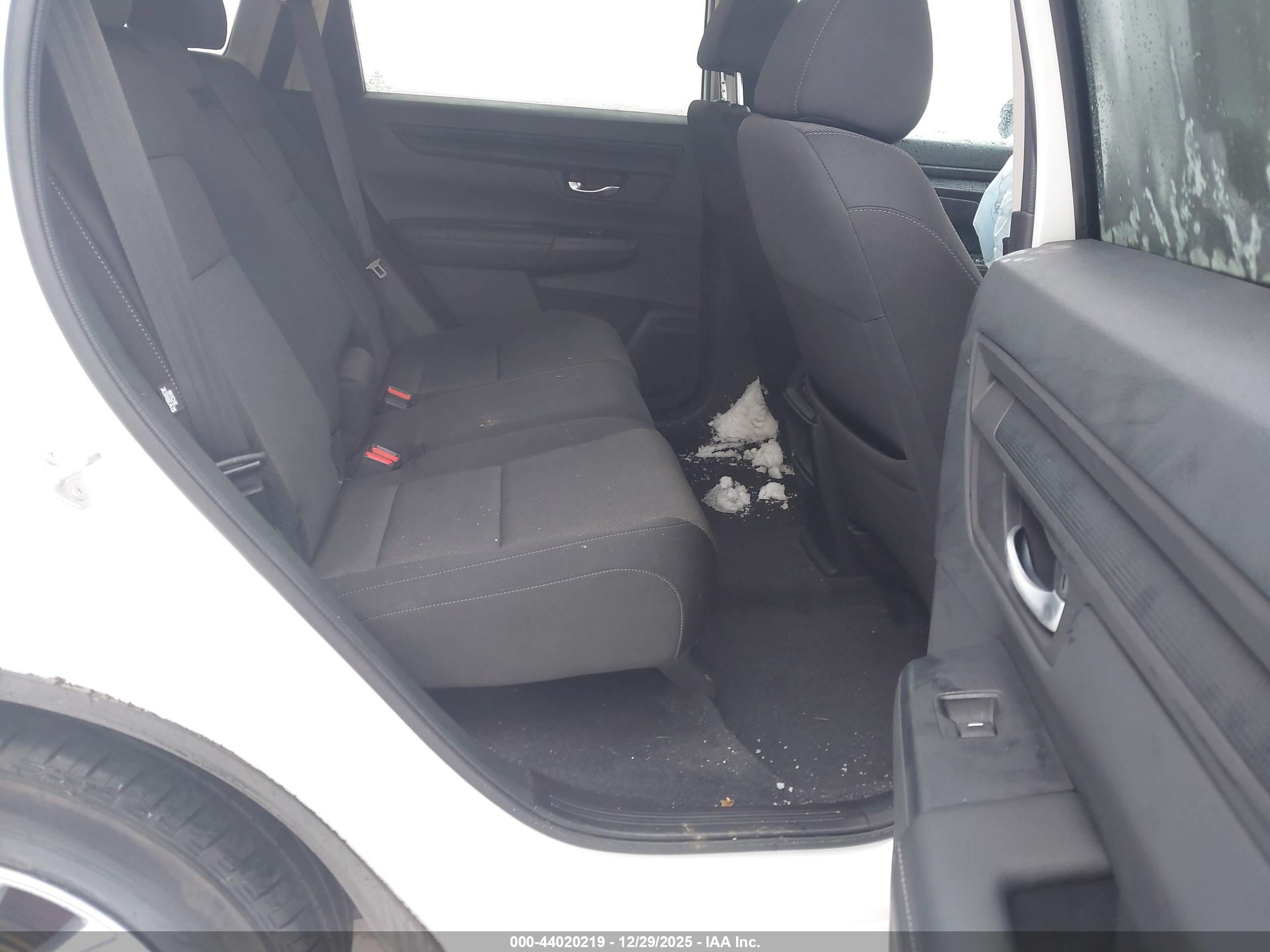 HONDA CR-V image 8