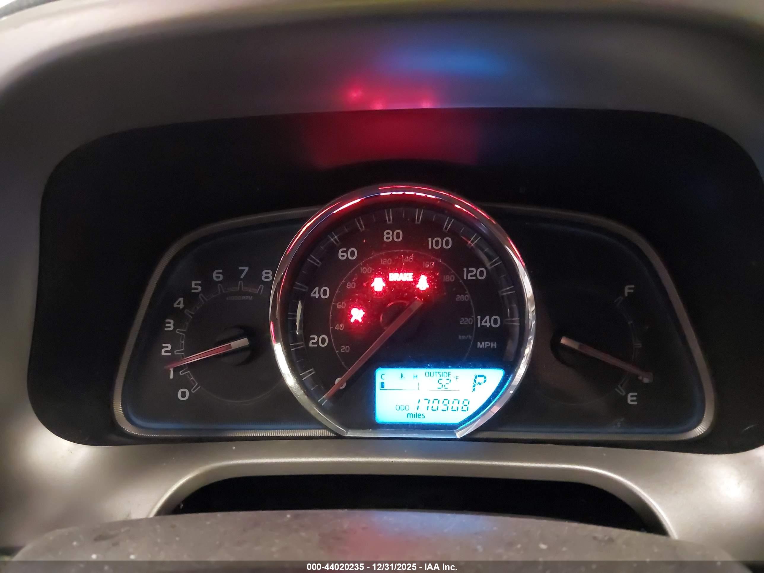 TOYOTA RAV4 image 7