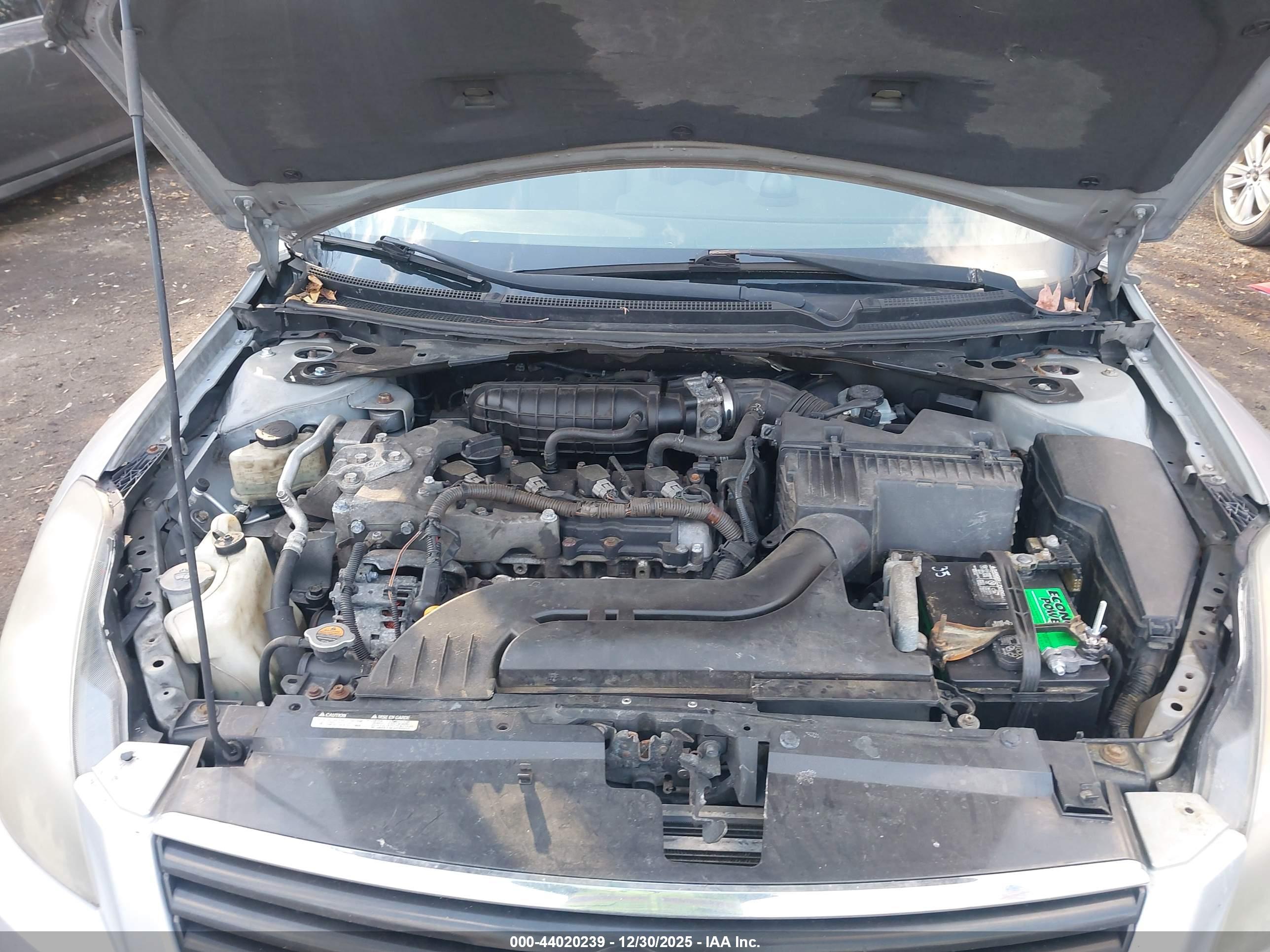 NISSAN ALTIMA image 10