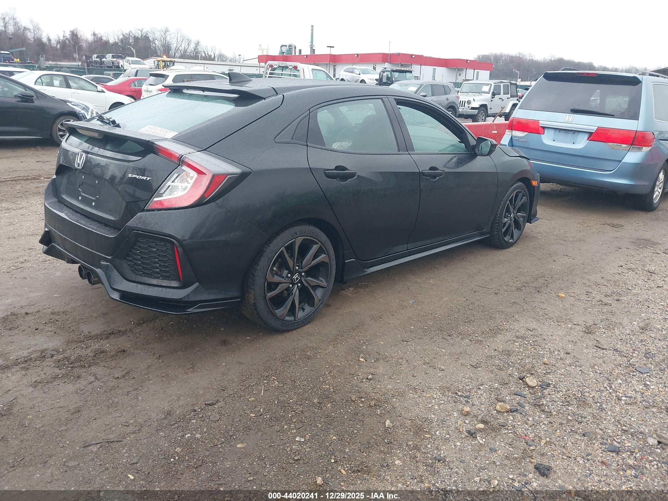 HONDA CIVIC image 4