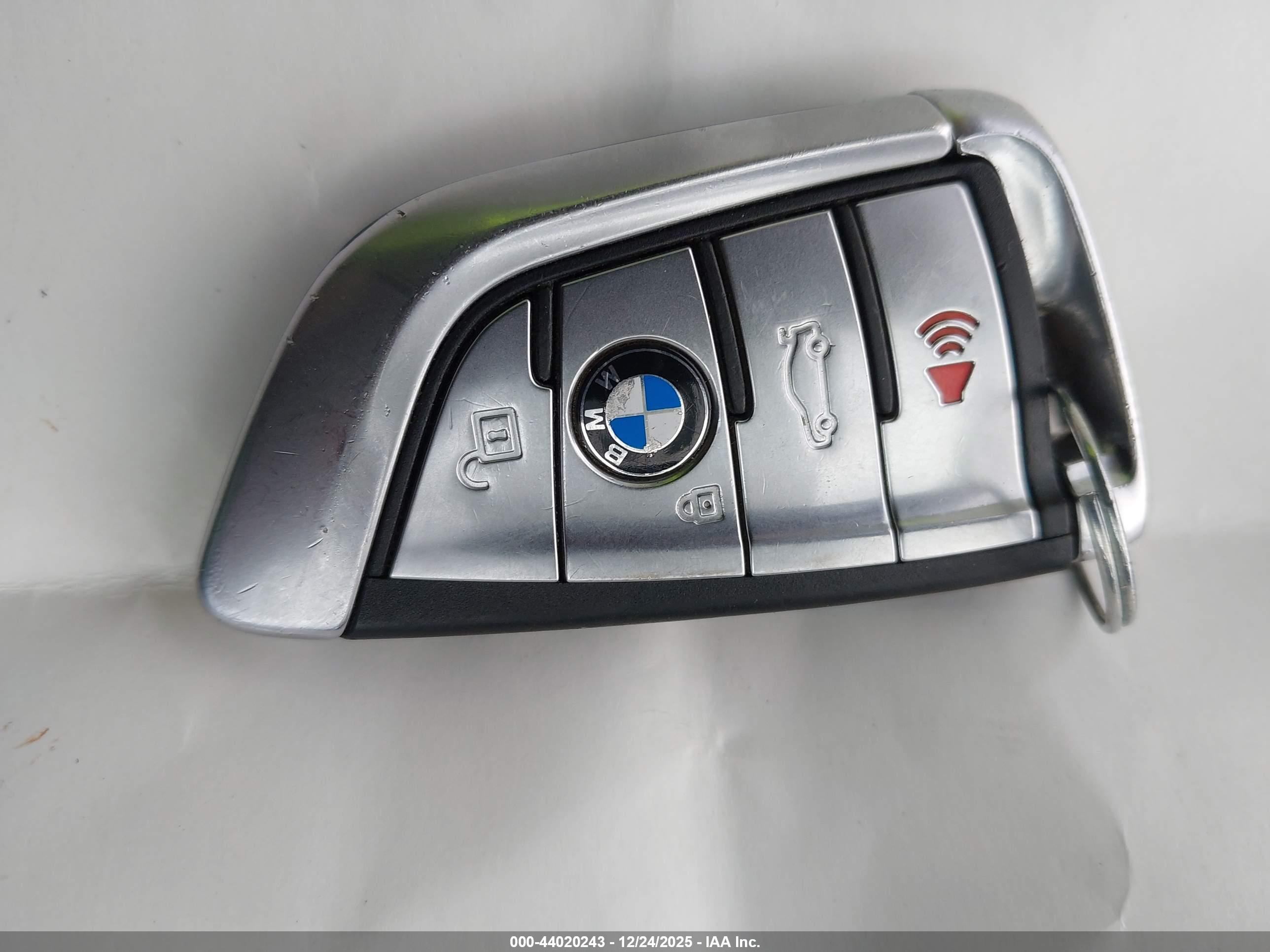 BMW 540I image 11