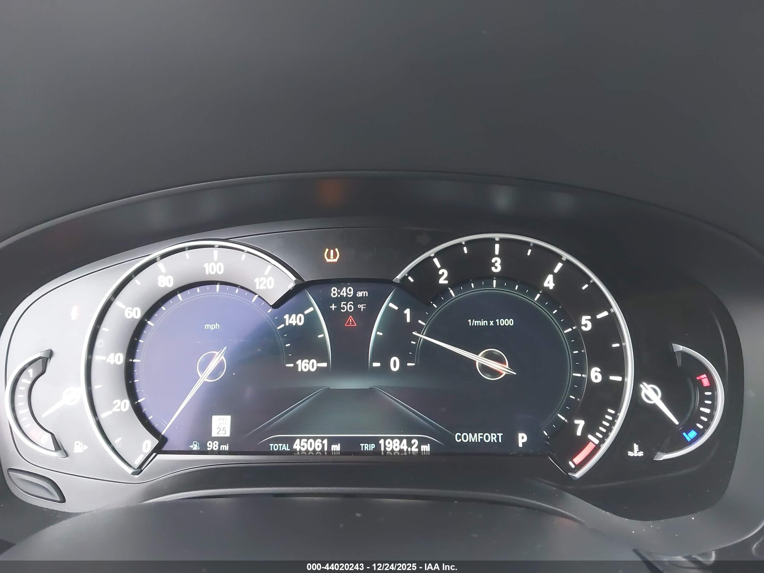 BMW 540I image 7
