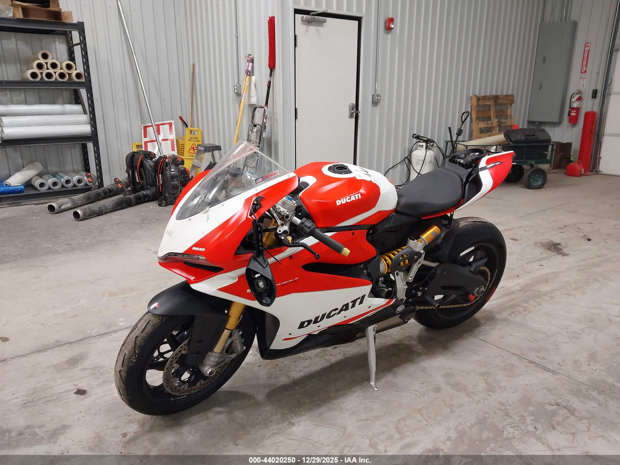 DUCATI SUPERBIKE image 2