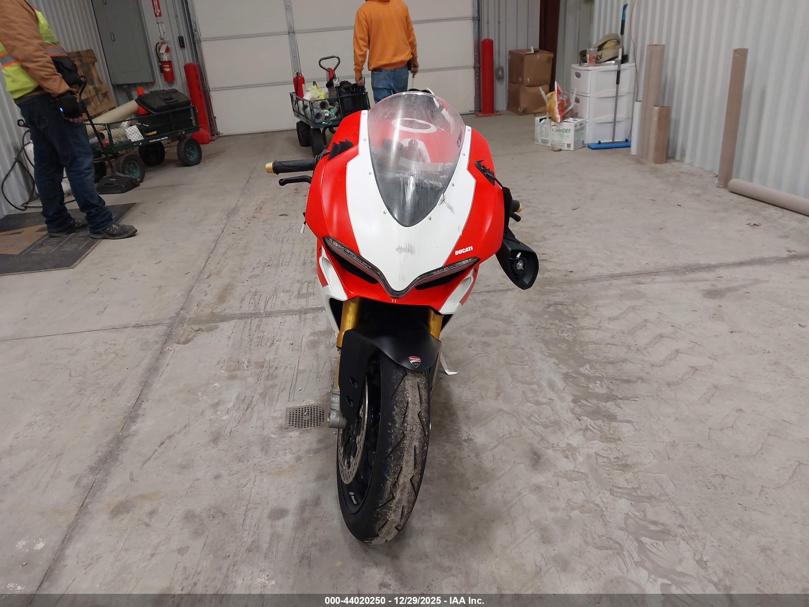 DUCATI SUPERBIKE image 5