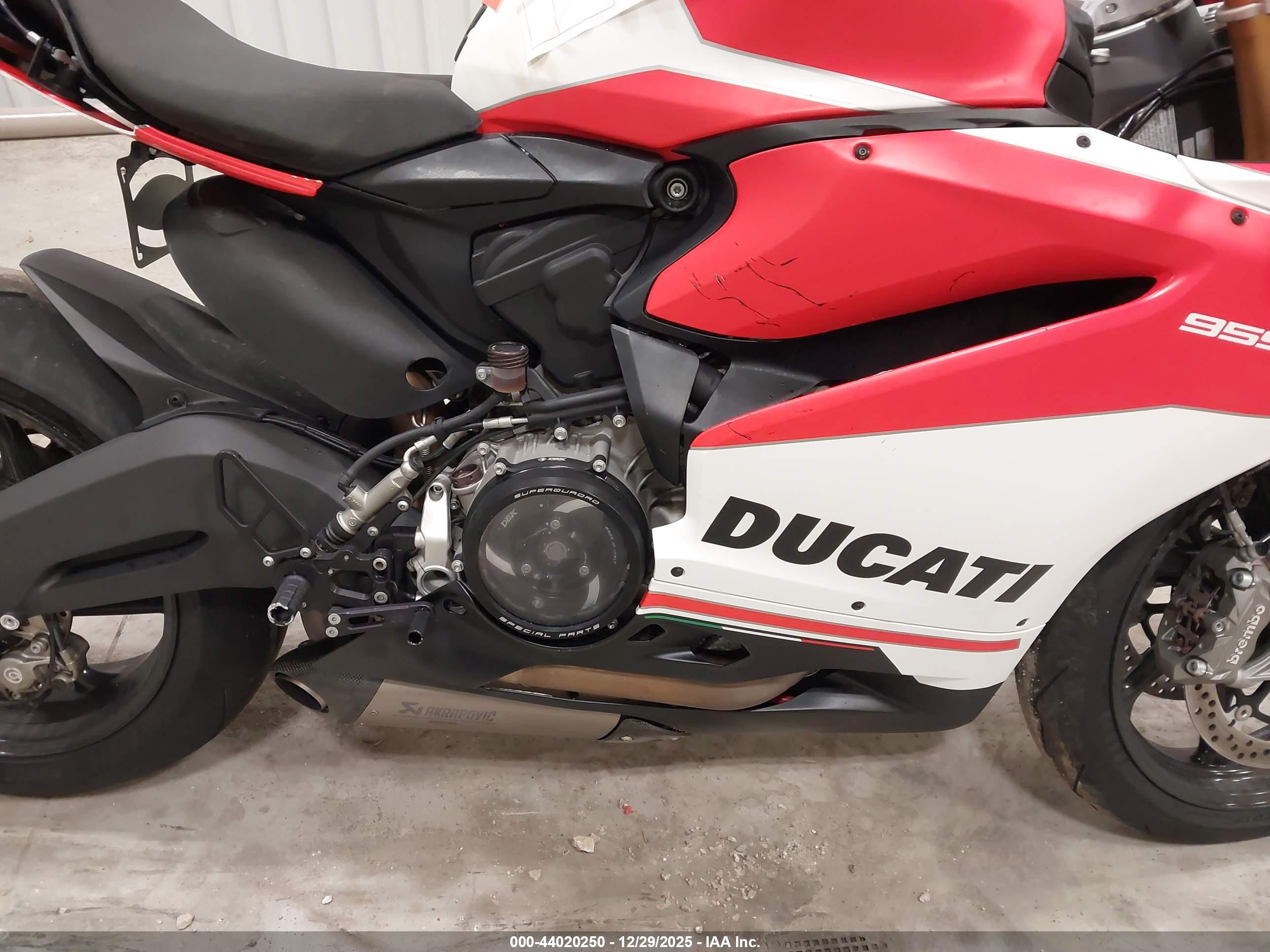 DUCATI SUPERBIKE image 8