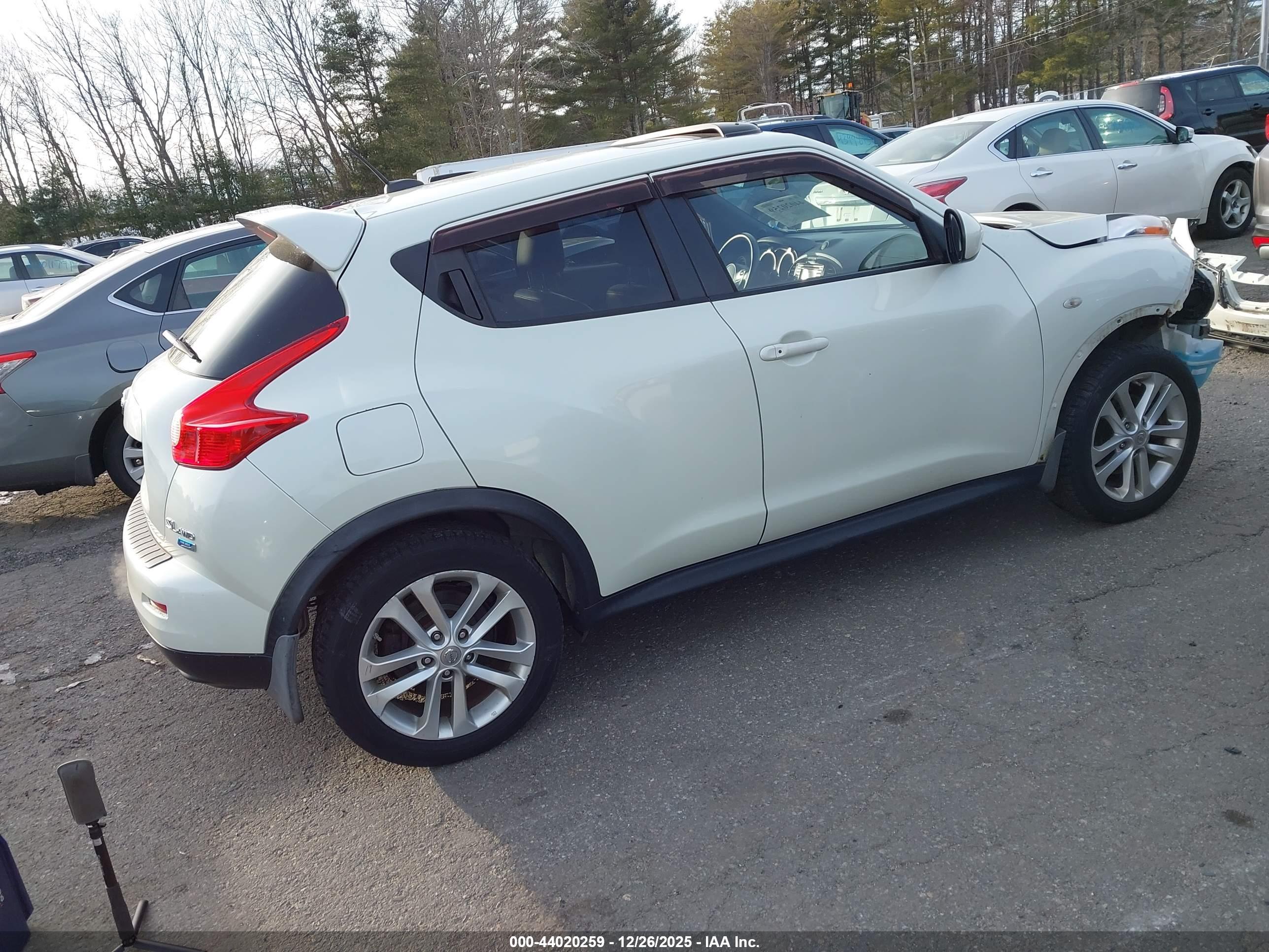 NISSAN JUKE image 4