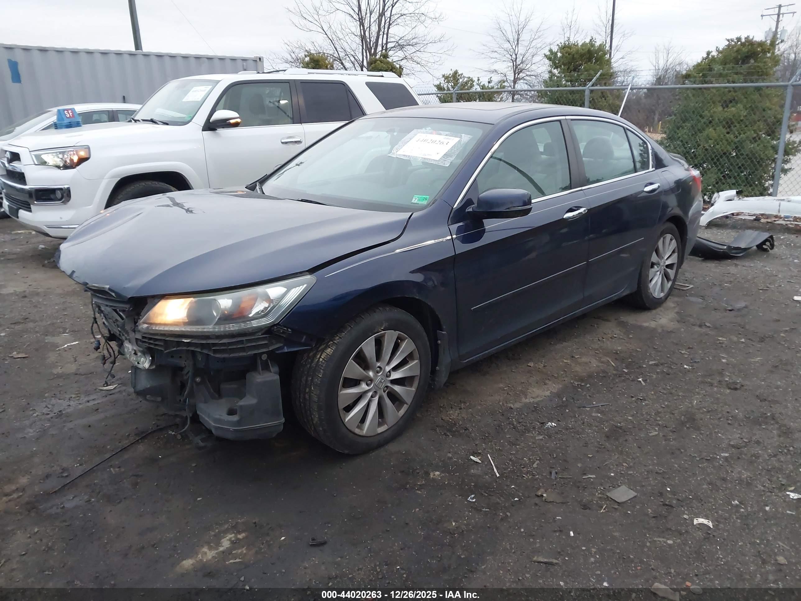HONDA ACCORD image 2