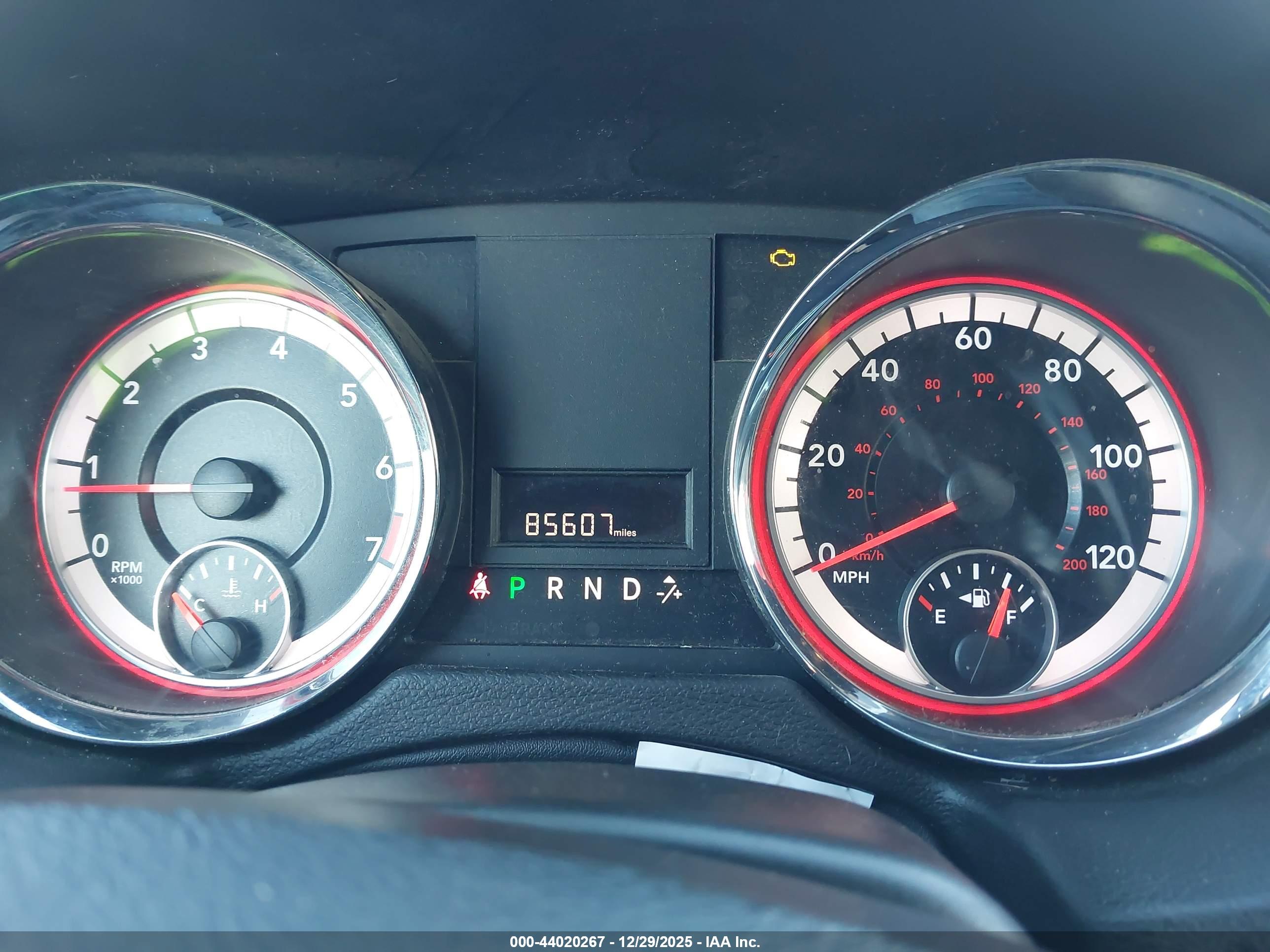 DODGE GRAND image 7