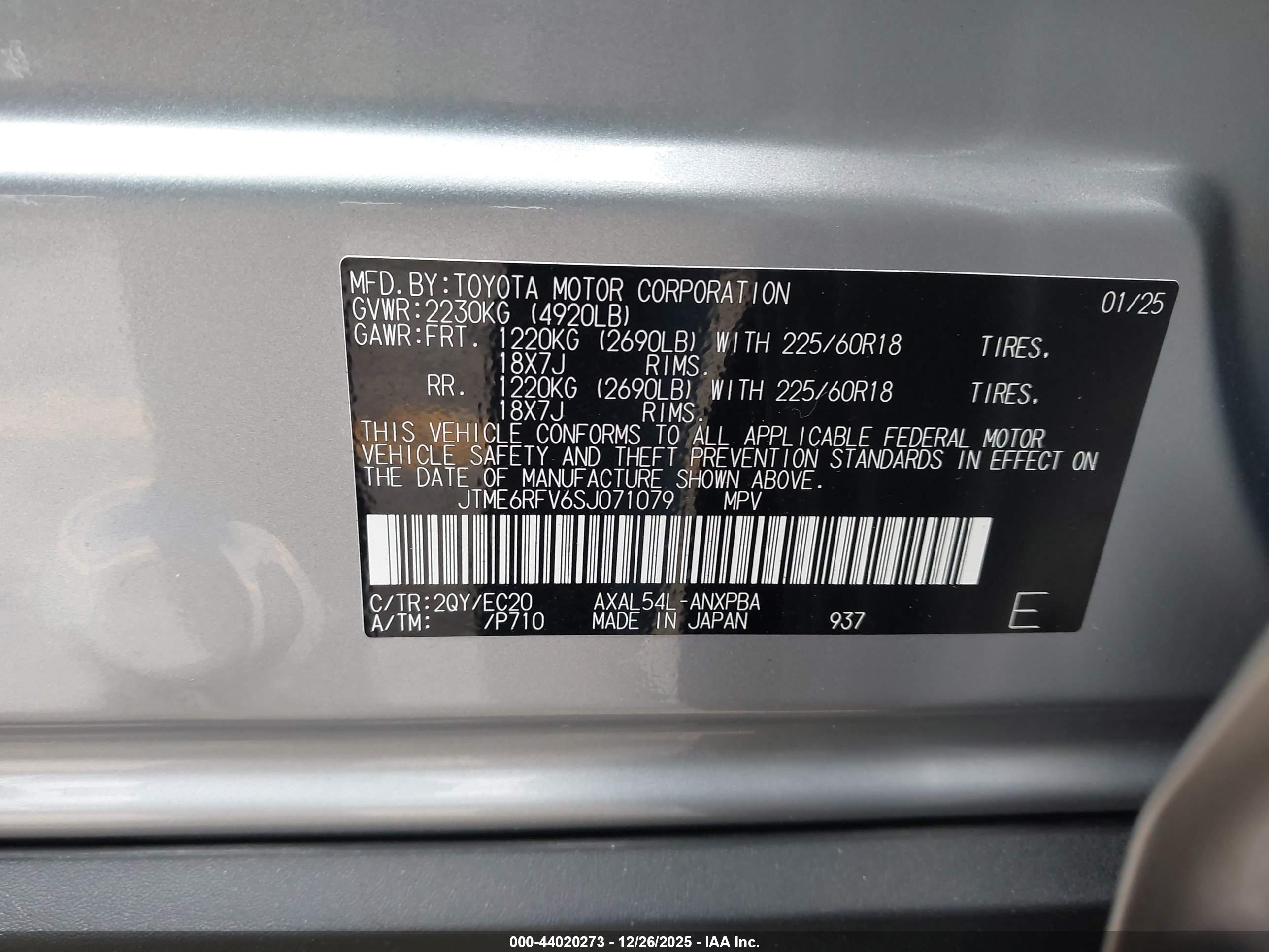 TOYOTA RAV4 image 9
