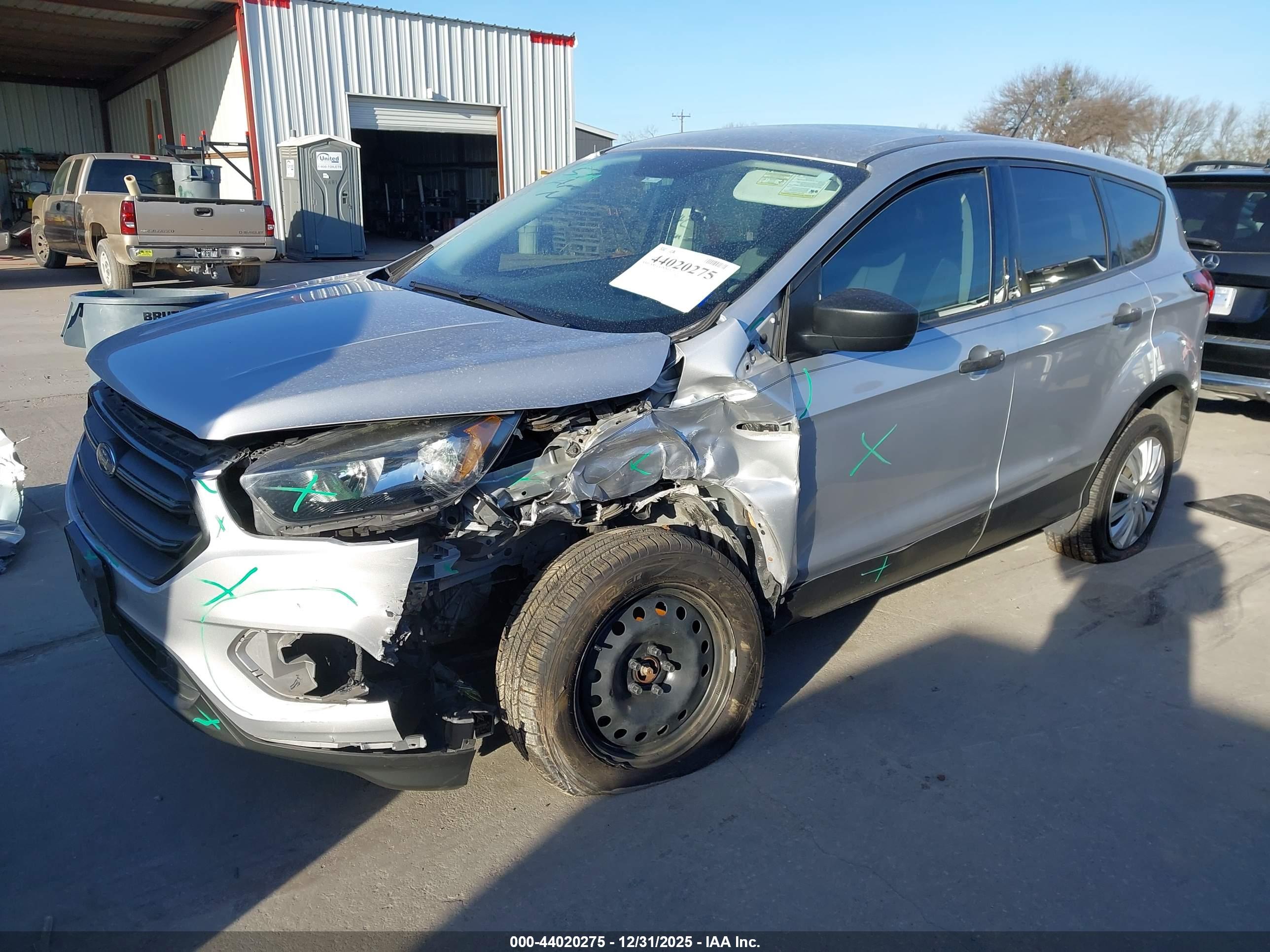 FORD ESCAPE image 2
