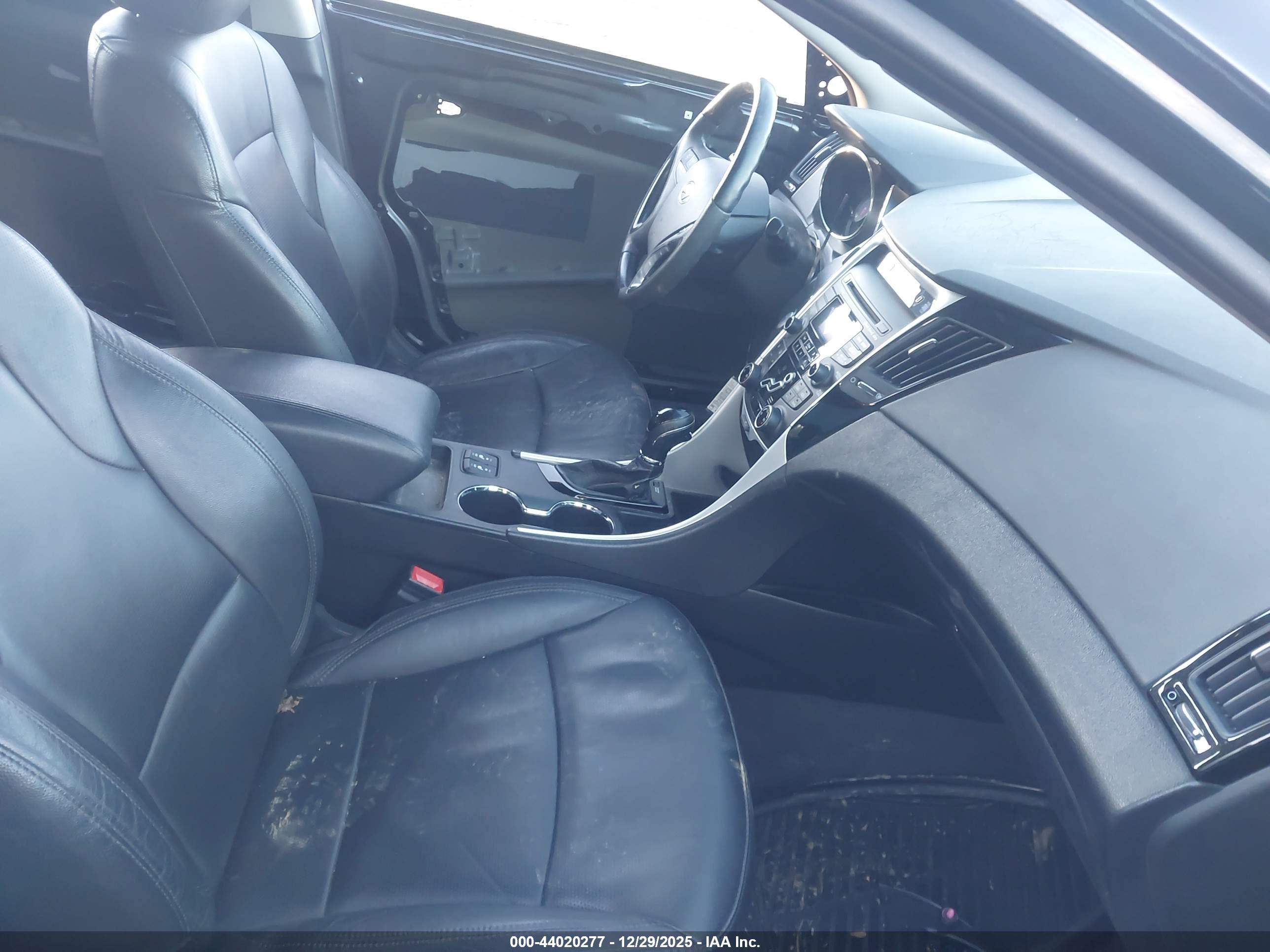 HYUNDAI SONATA image 5