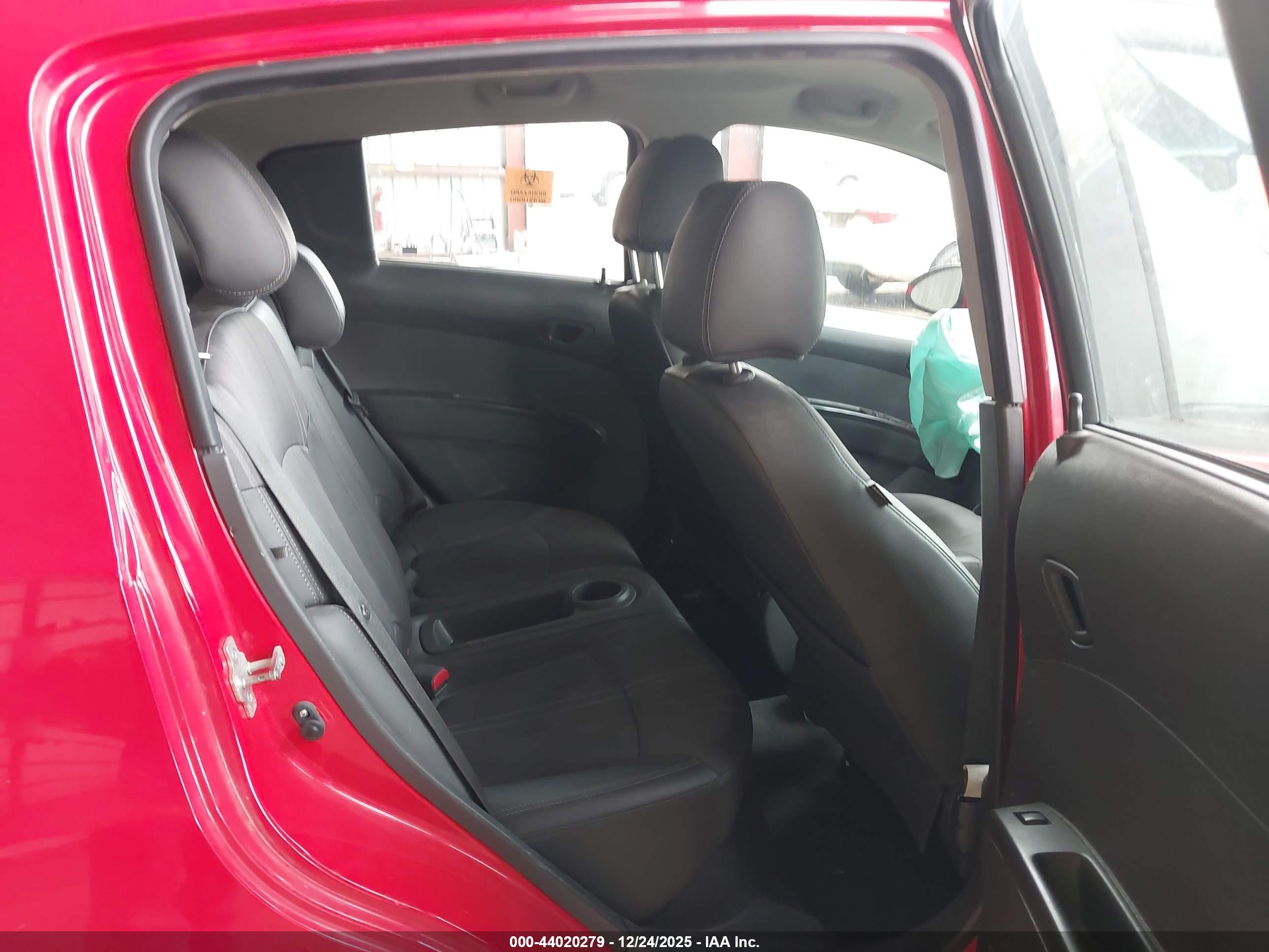 CHEVROLET SPARK image 8