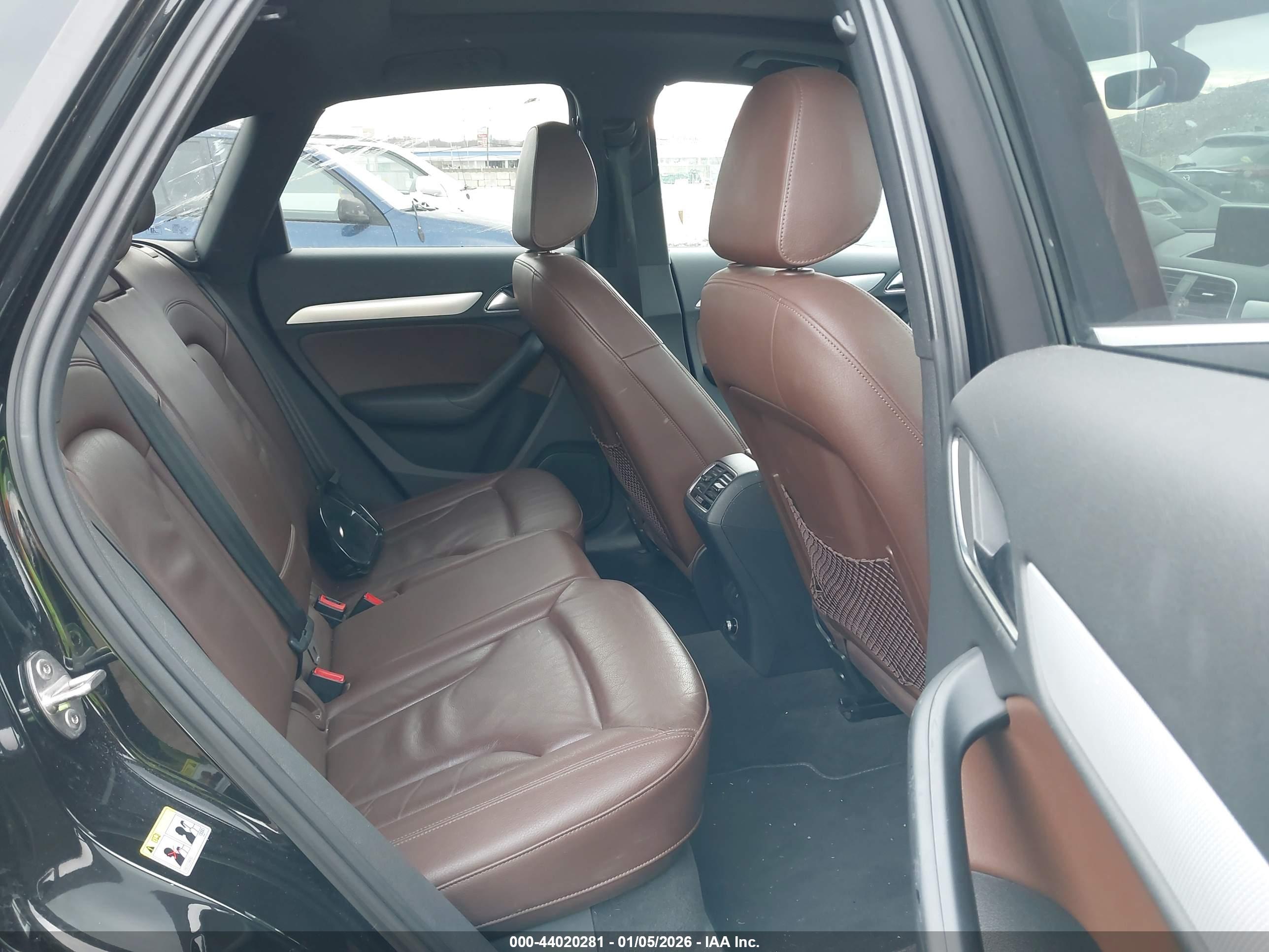 AUDI Q3 image 8