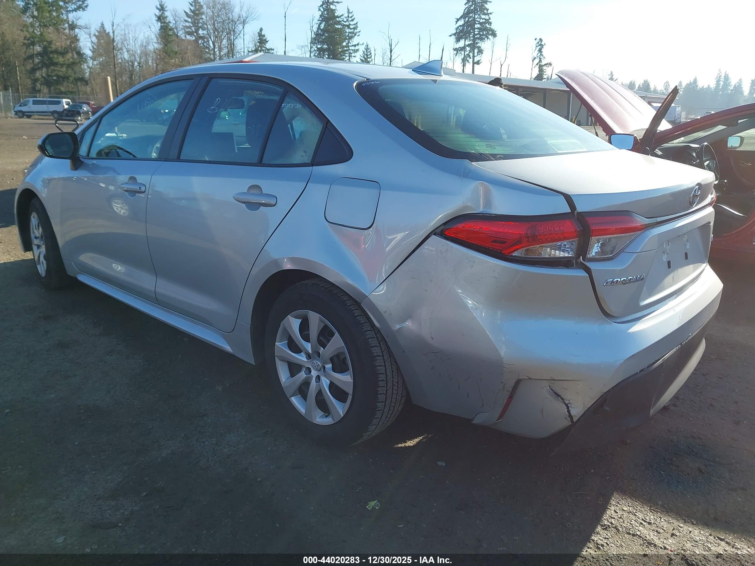 TOYOTA COROLLA image 3