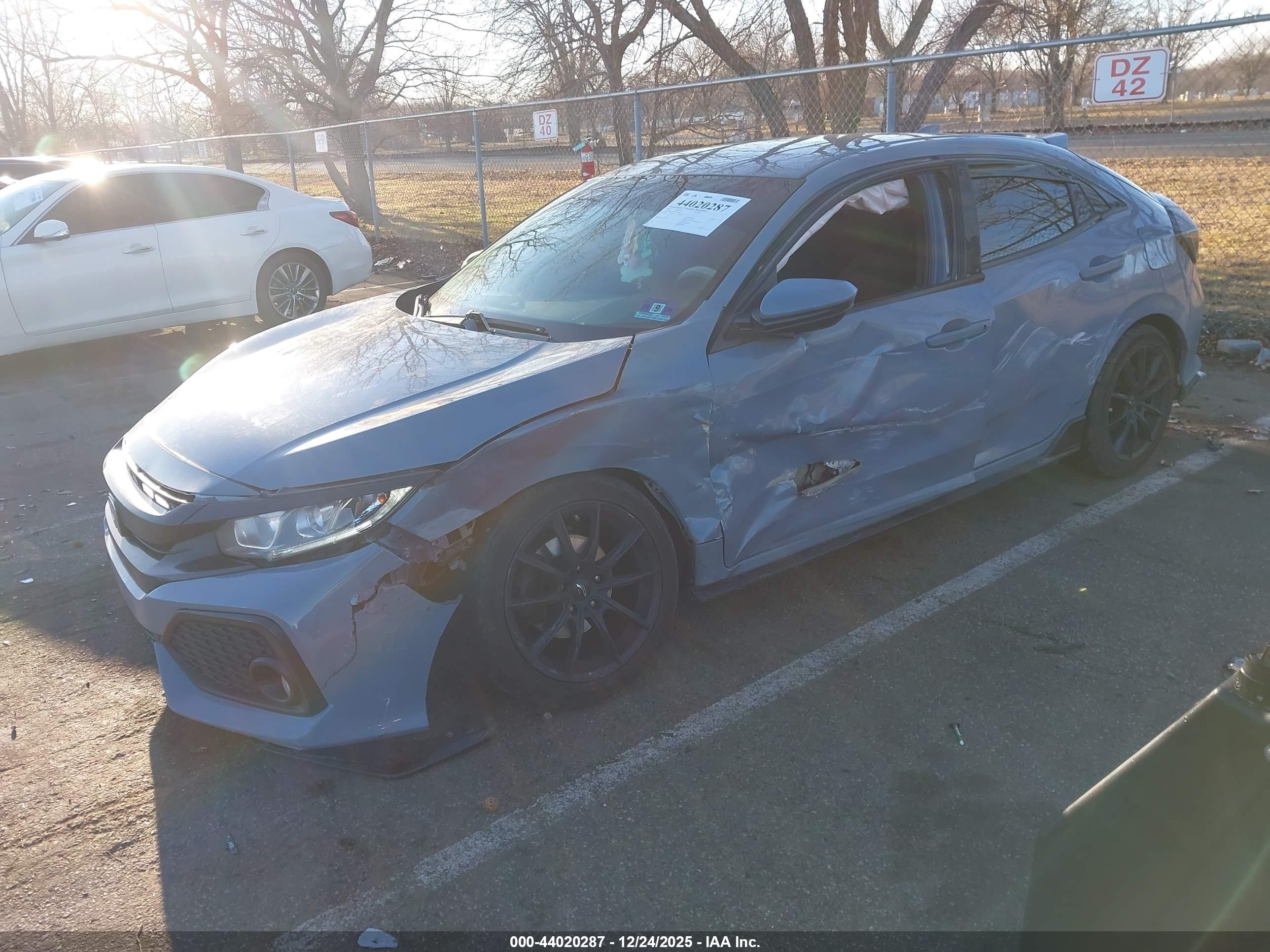 HONDA CIVIC image 2