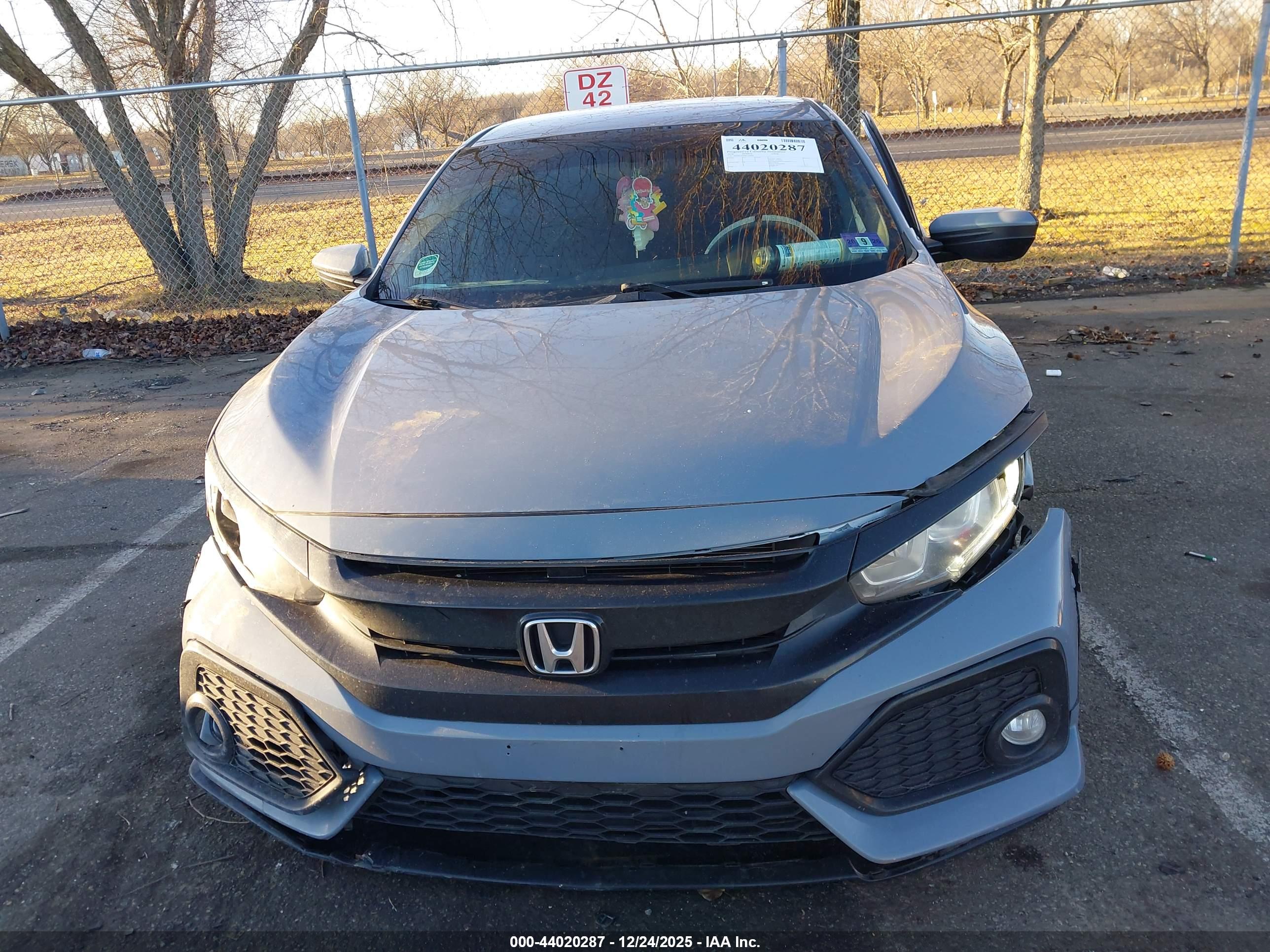 HONDA CIVIC image 6