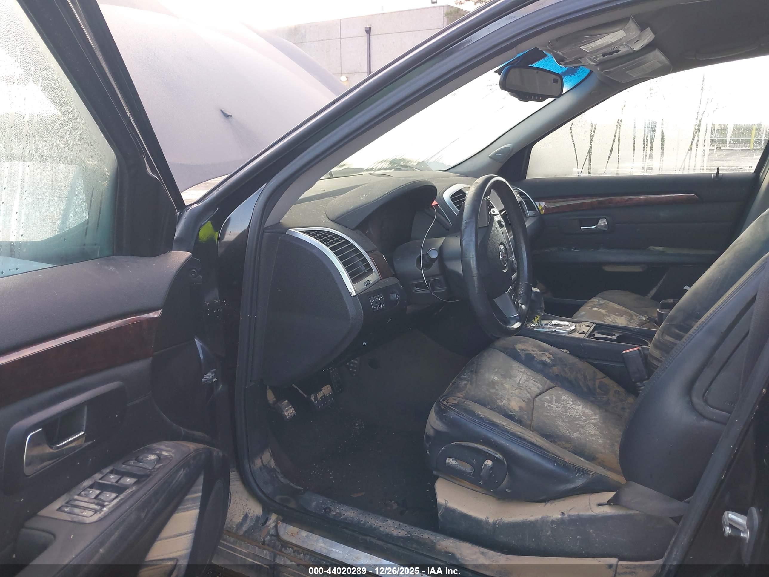 CADILLAC SRX image 5